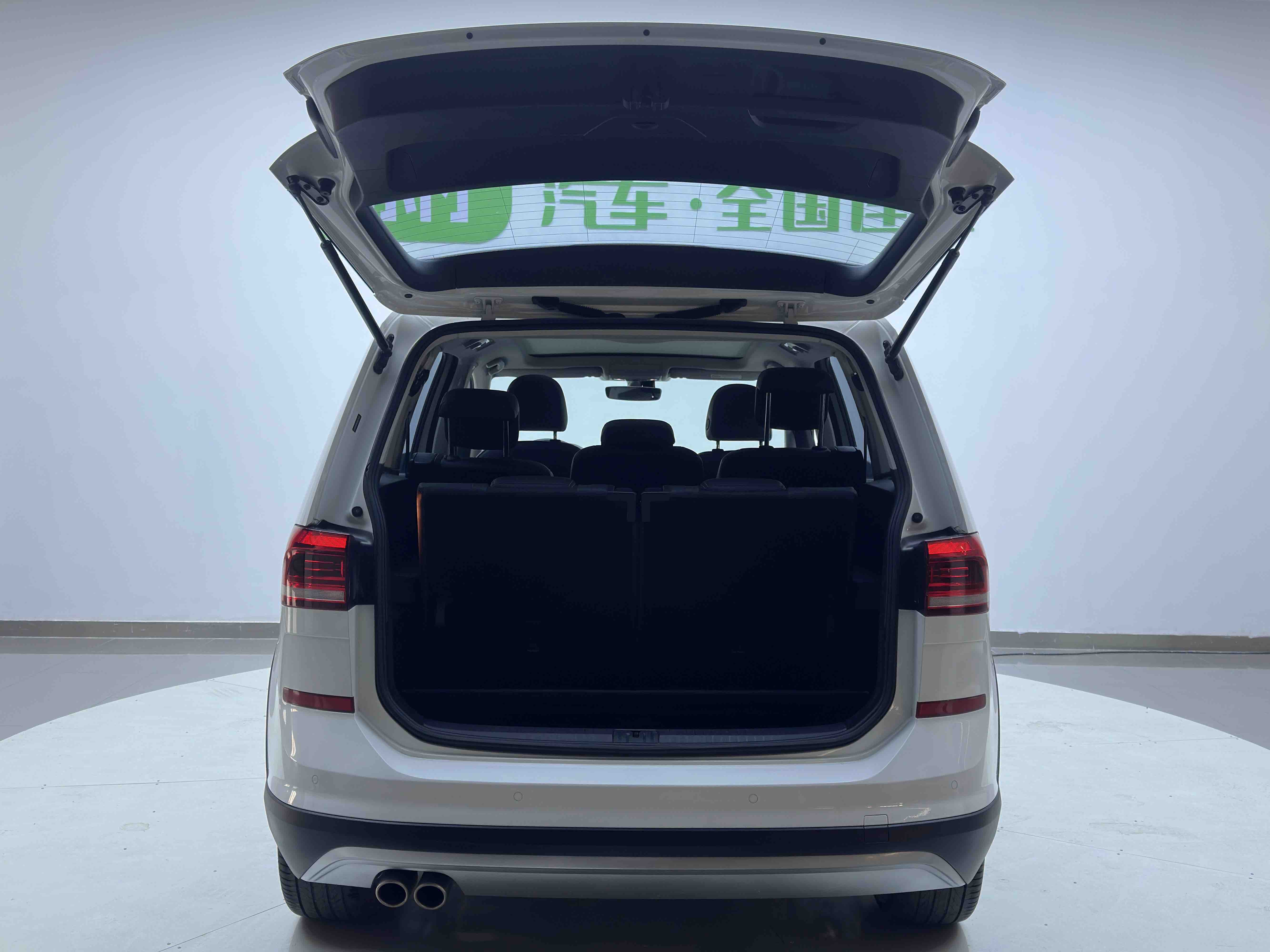 Volkswagen Touran 2022 #20 Volkswagen Touran 2022 car image #20