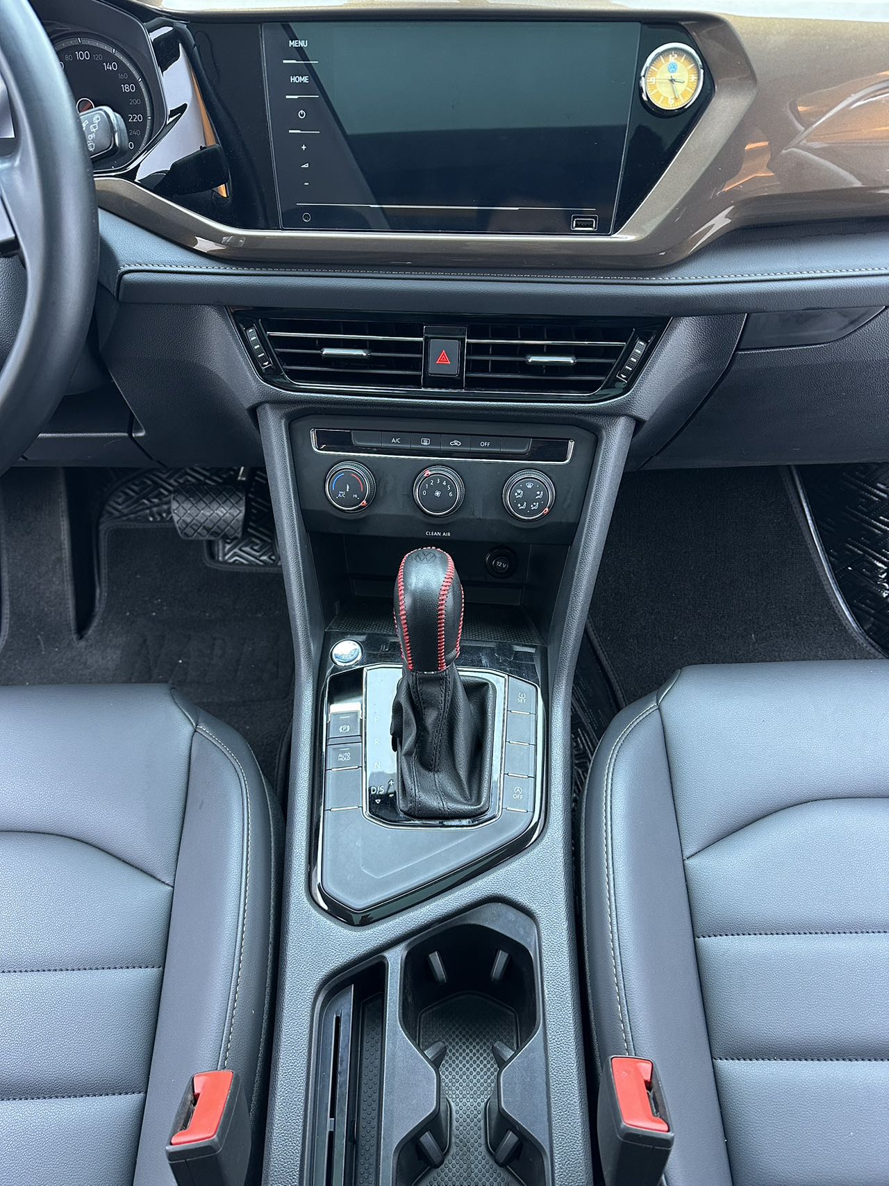Volkswagen Tharu 2022 car image #20