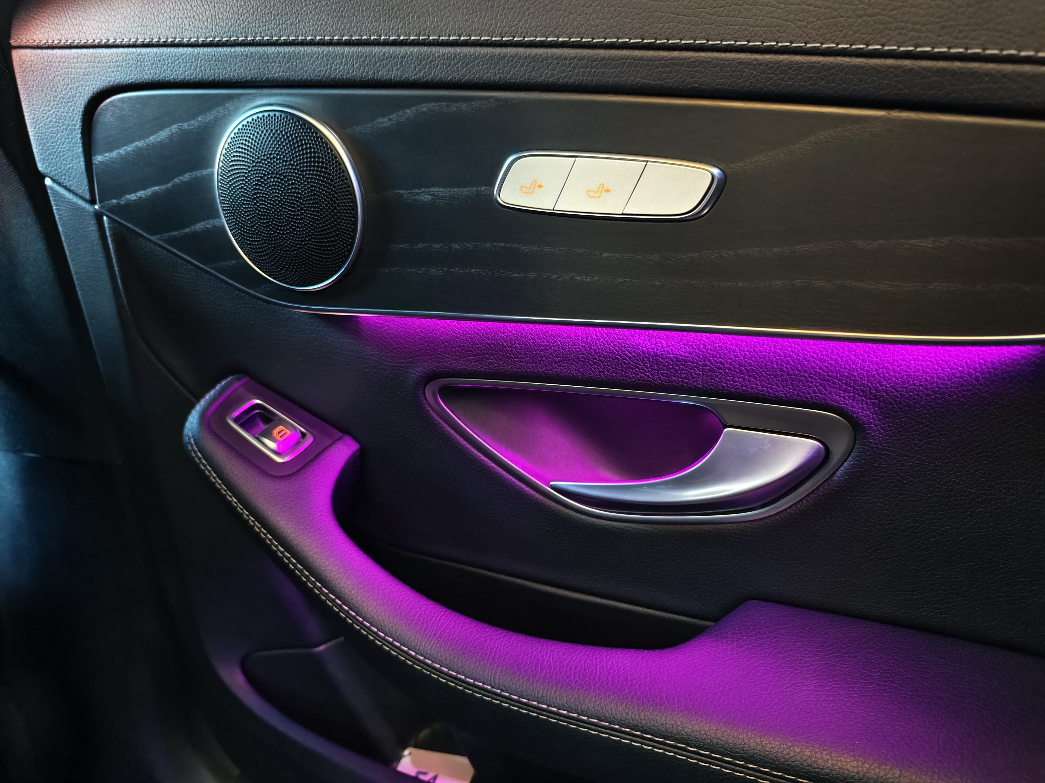 Mercedes-Benz C Class 2022 car image #20