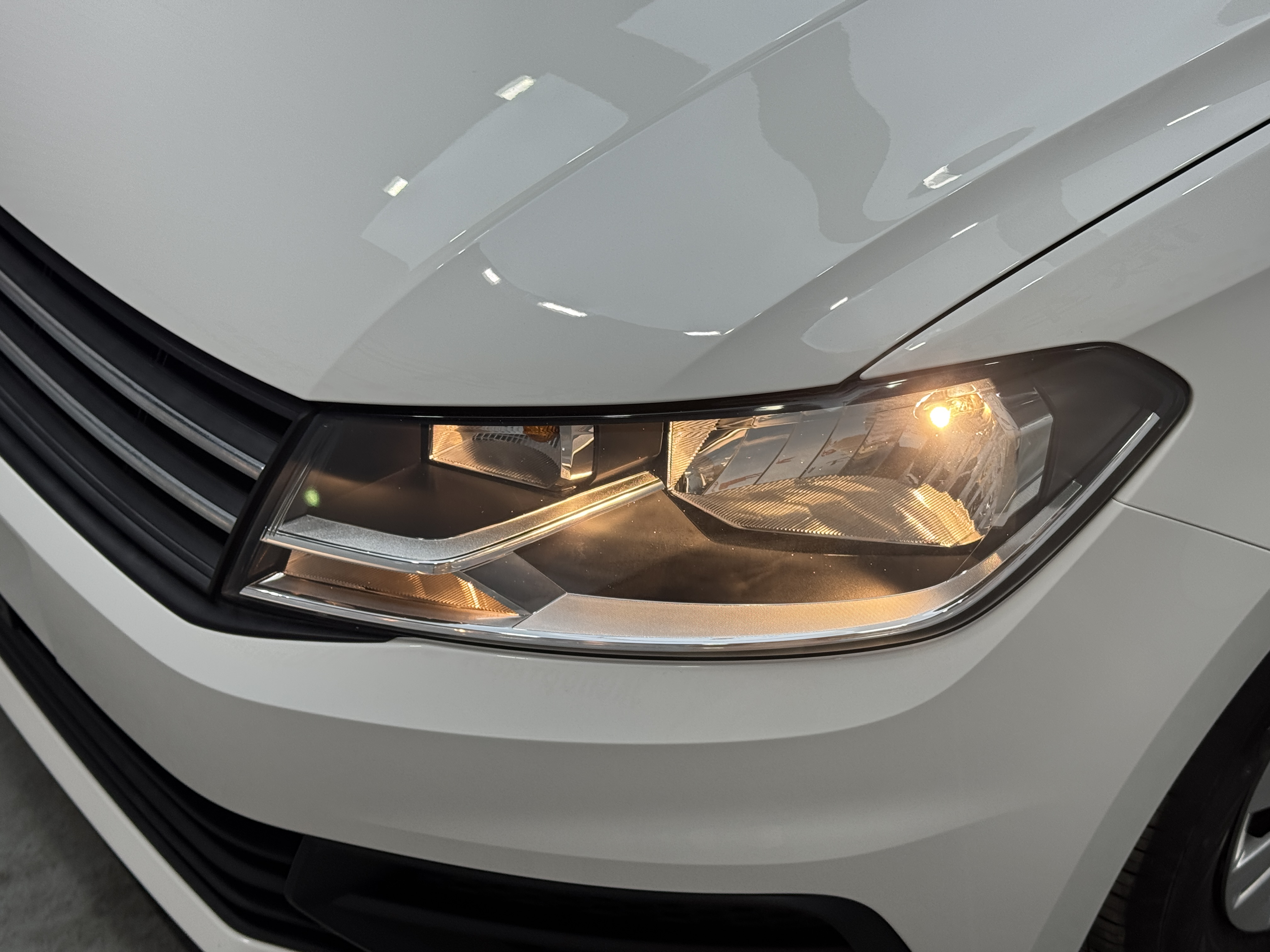 Santana 2023 car image #20