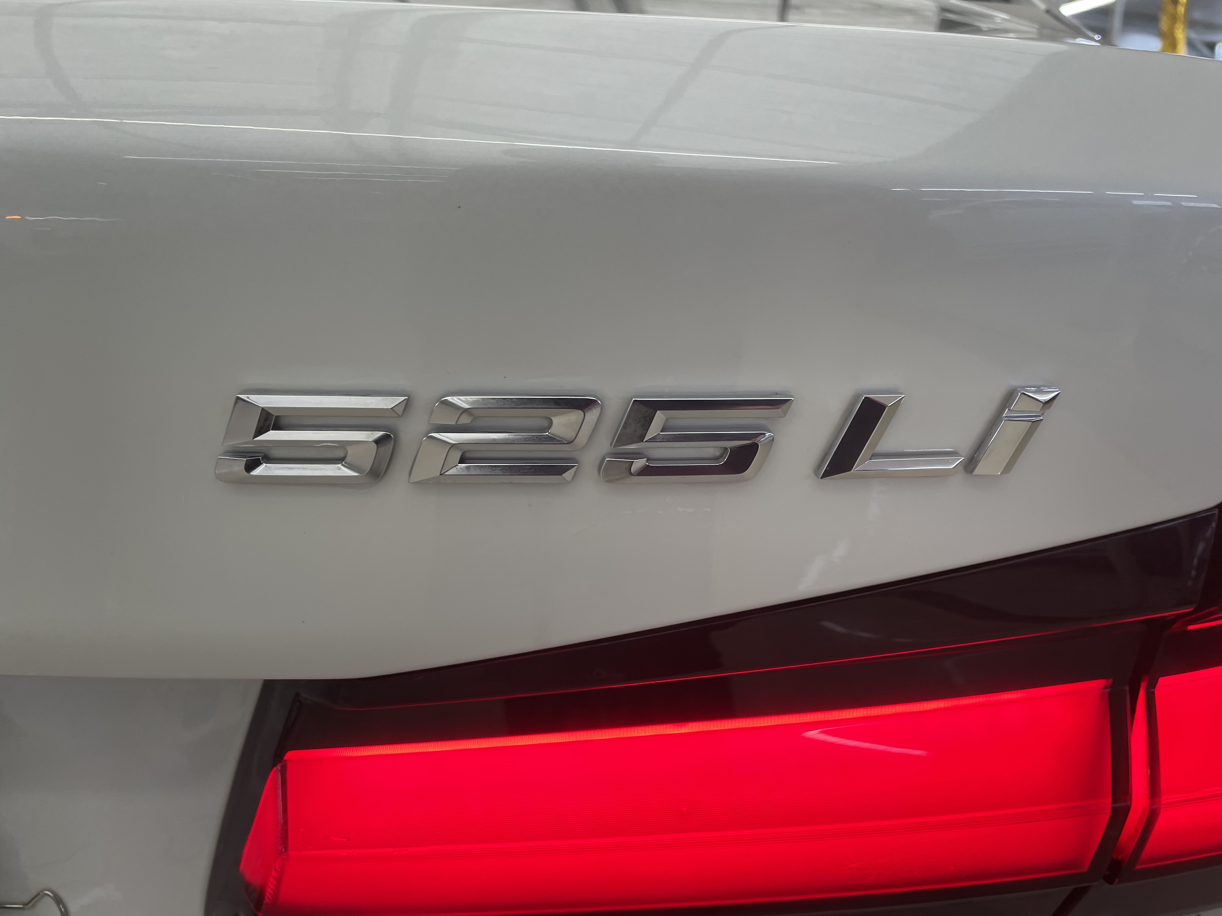BMW 5 Series 2021 car image #20