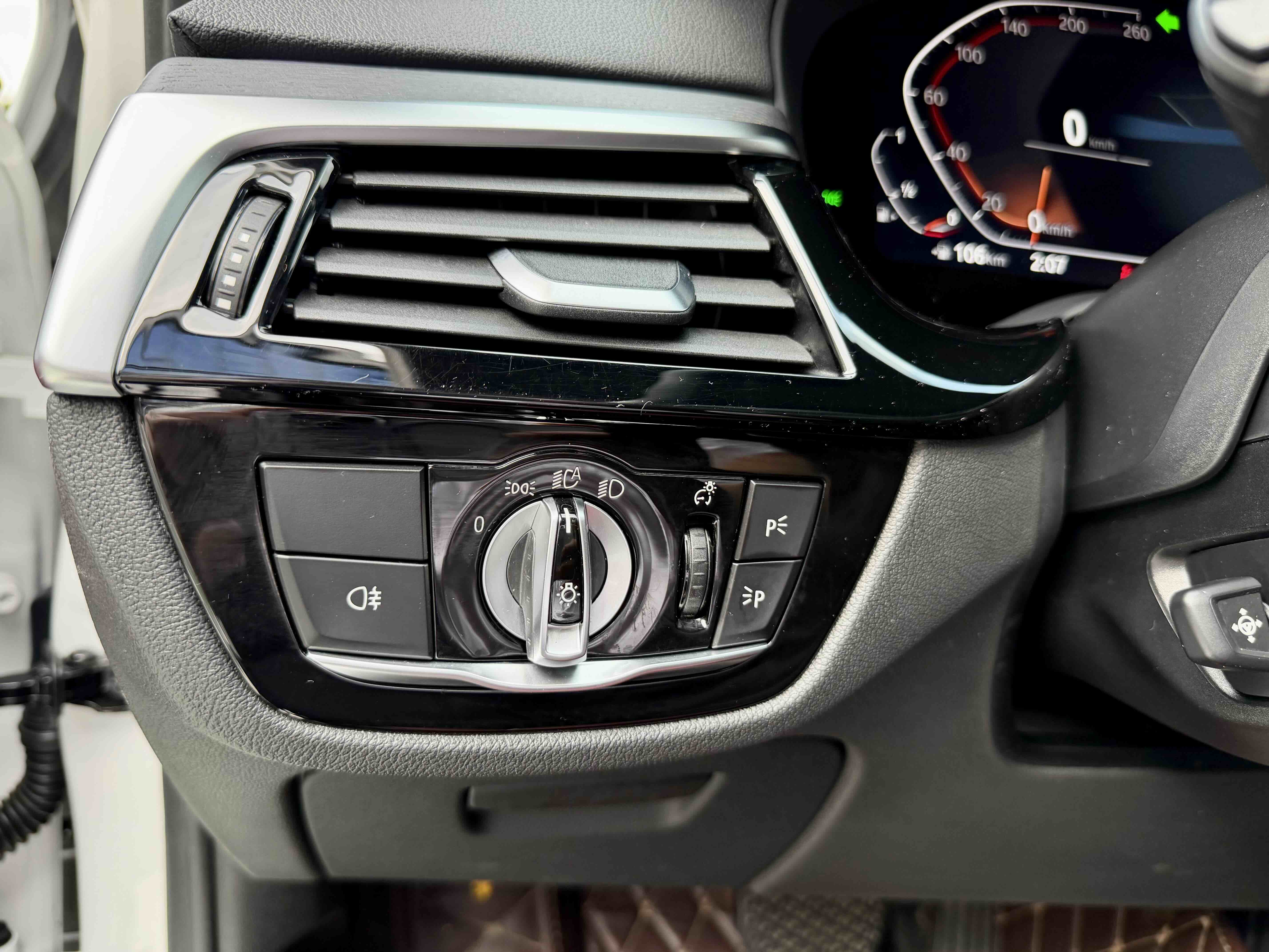 BMW 5 Series 2021 car image #20