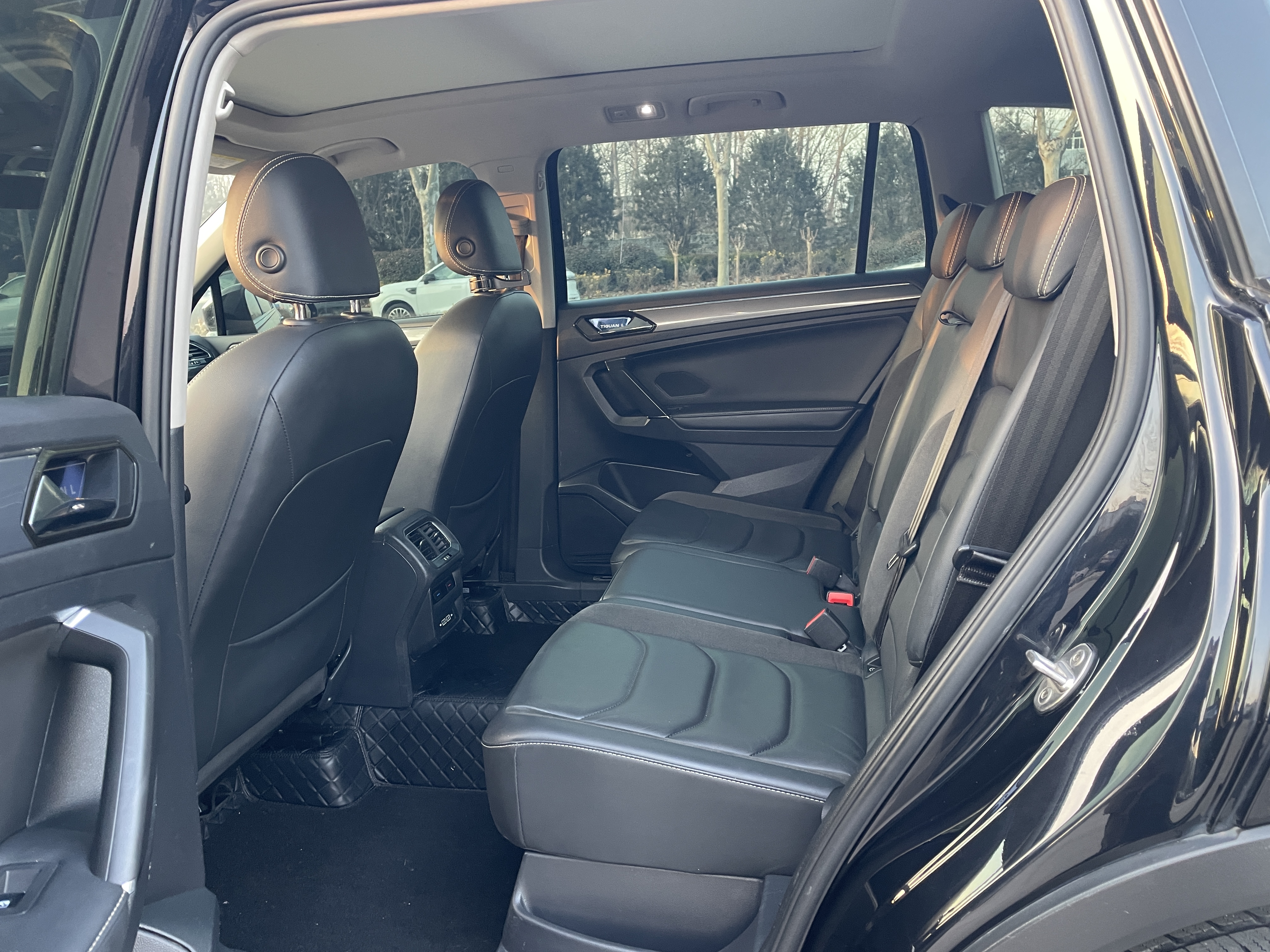 Volkswagen Tiguan L 2021 #20 Volkswagen Tiguan L 2021 immagine di auto #20