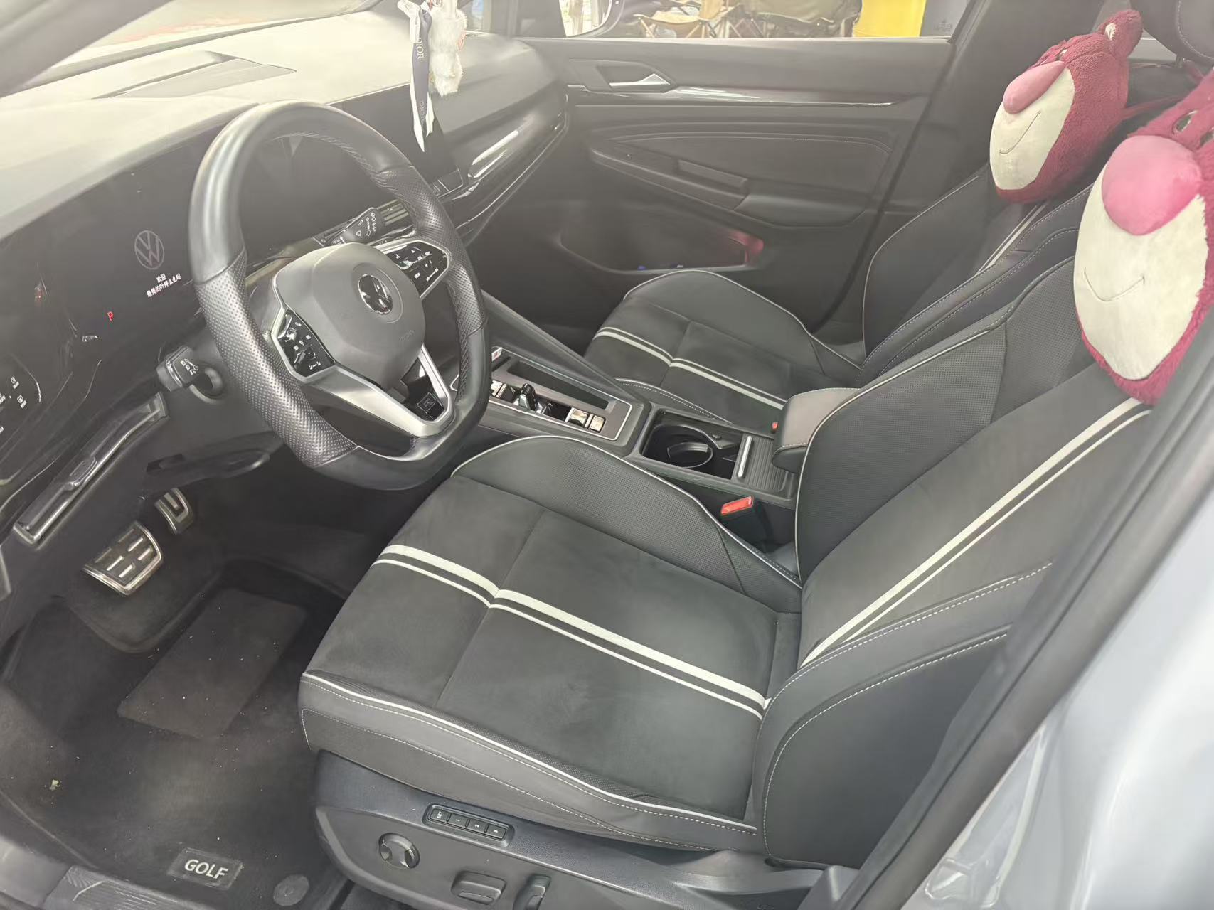 Volkswagen Golf 2022 car image #20