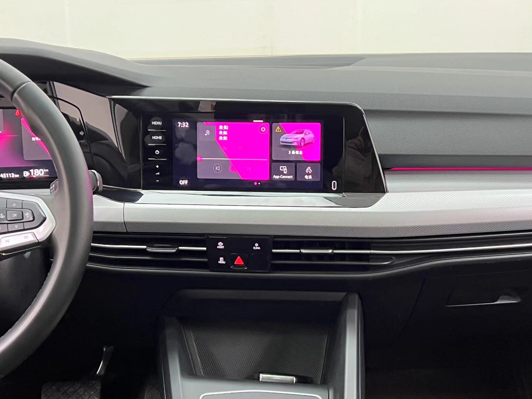 Volkswagen Golf 2022 car image #20