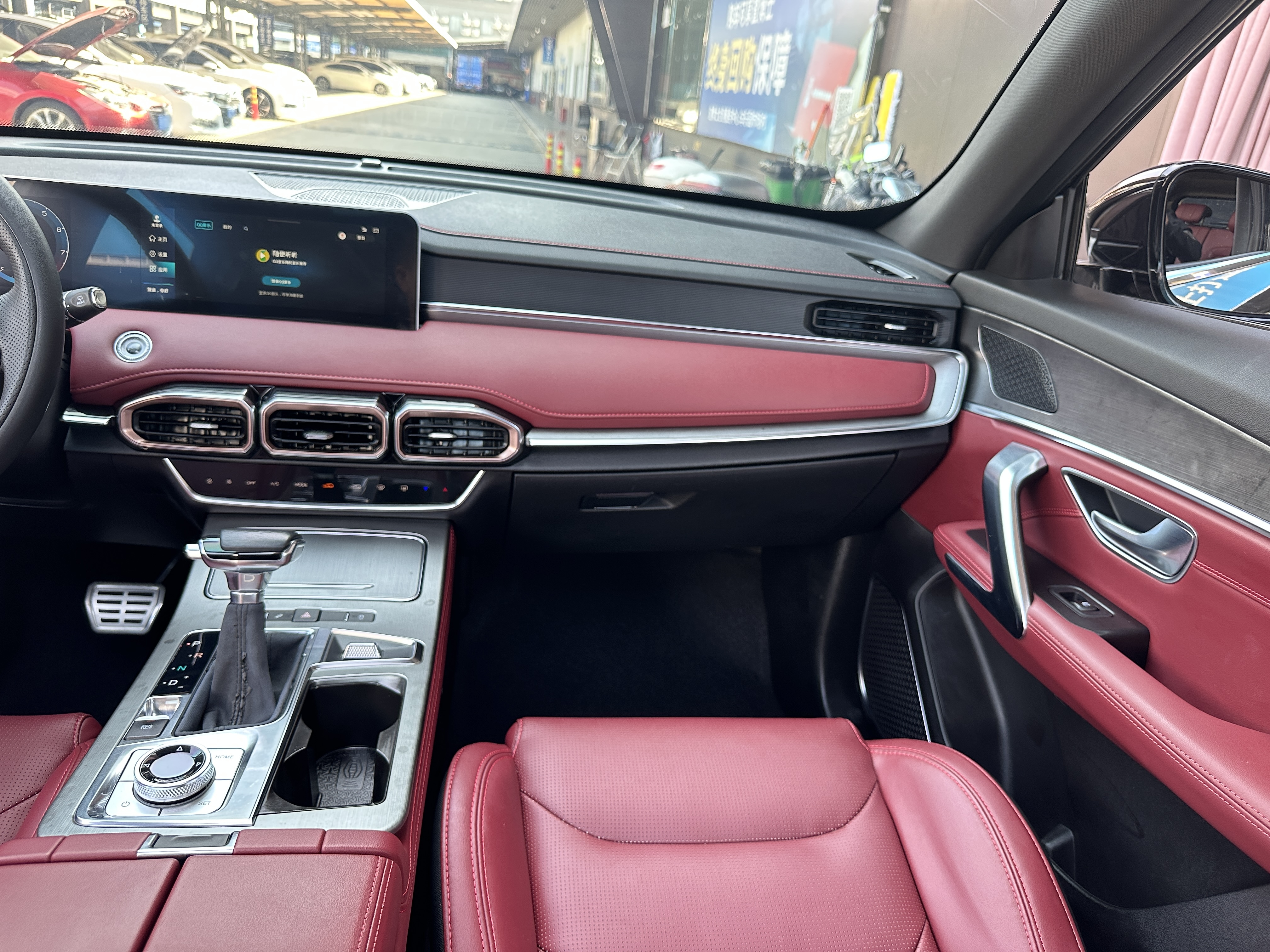 X70 PLUS 2021 car image #20