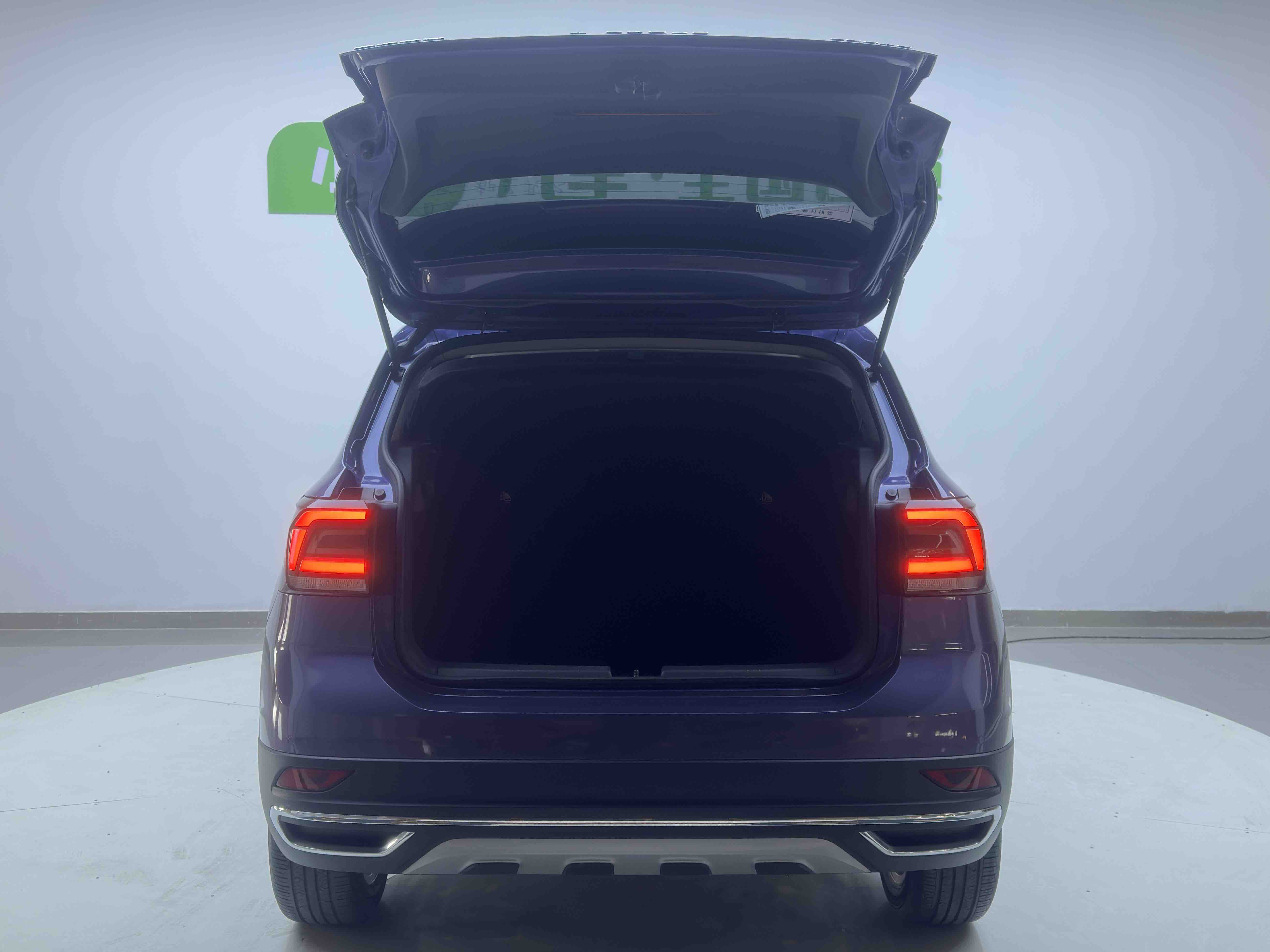 Volkswagen T-Cross 2021 car image #20