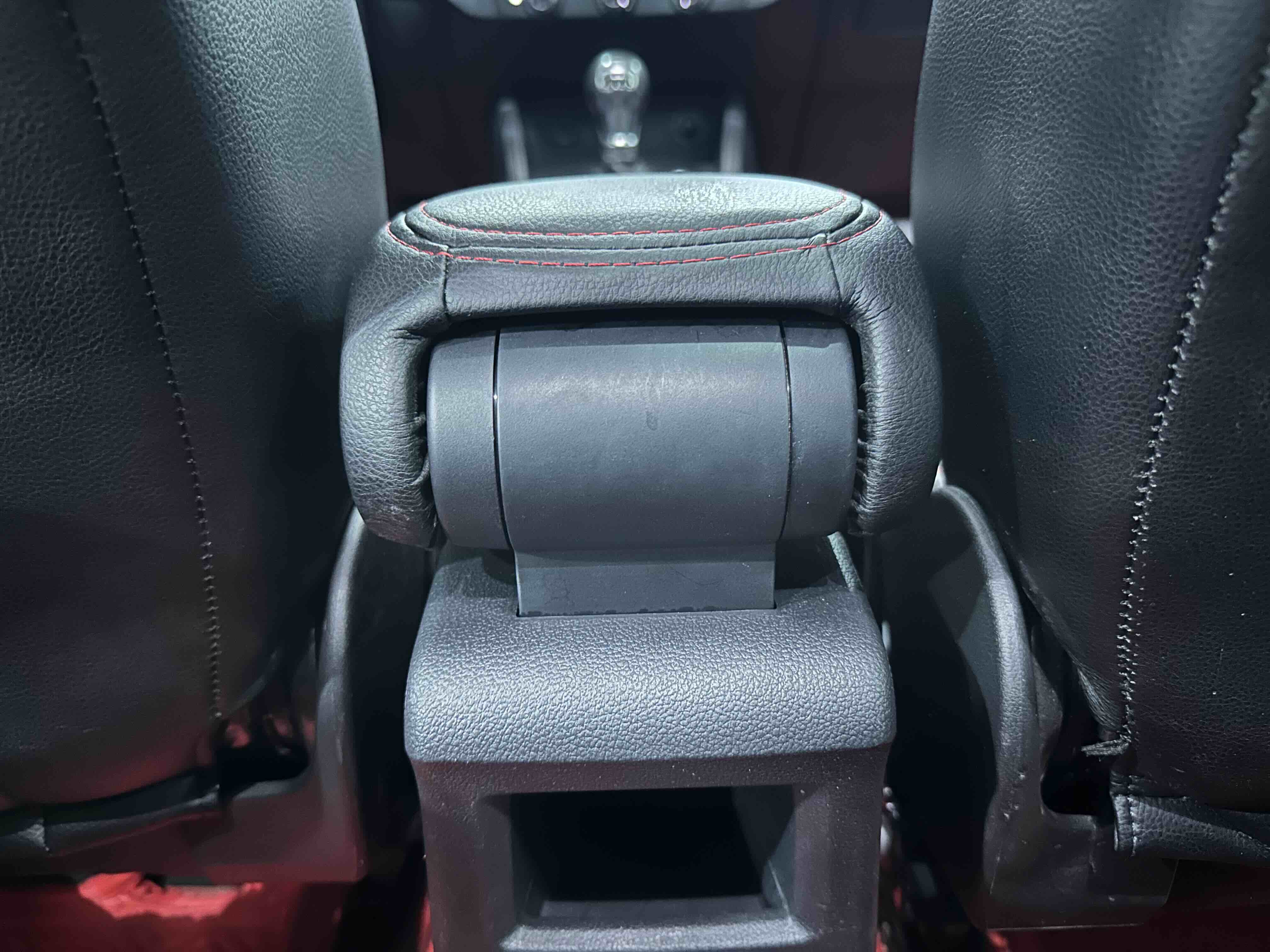 Audi Q2L 2021 #20 Audi Q2L 2021 immagine di auto #20