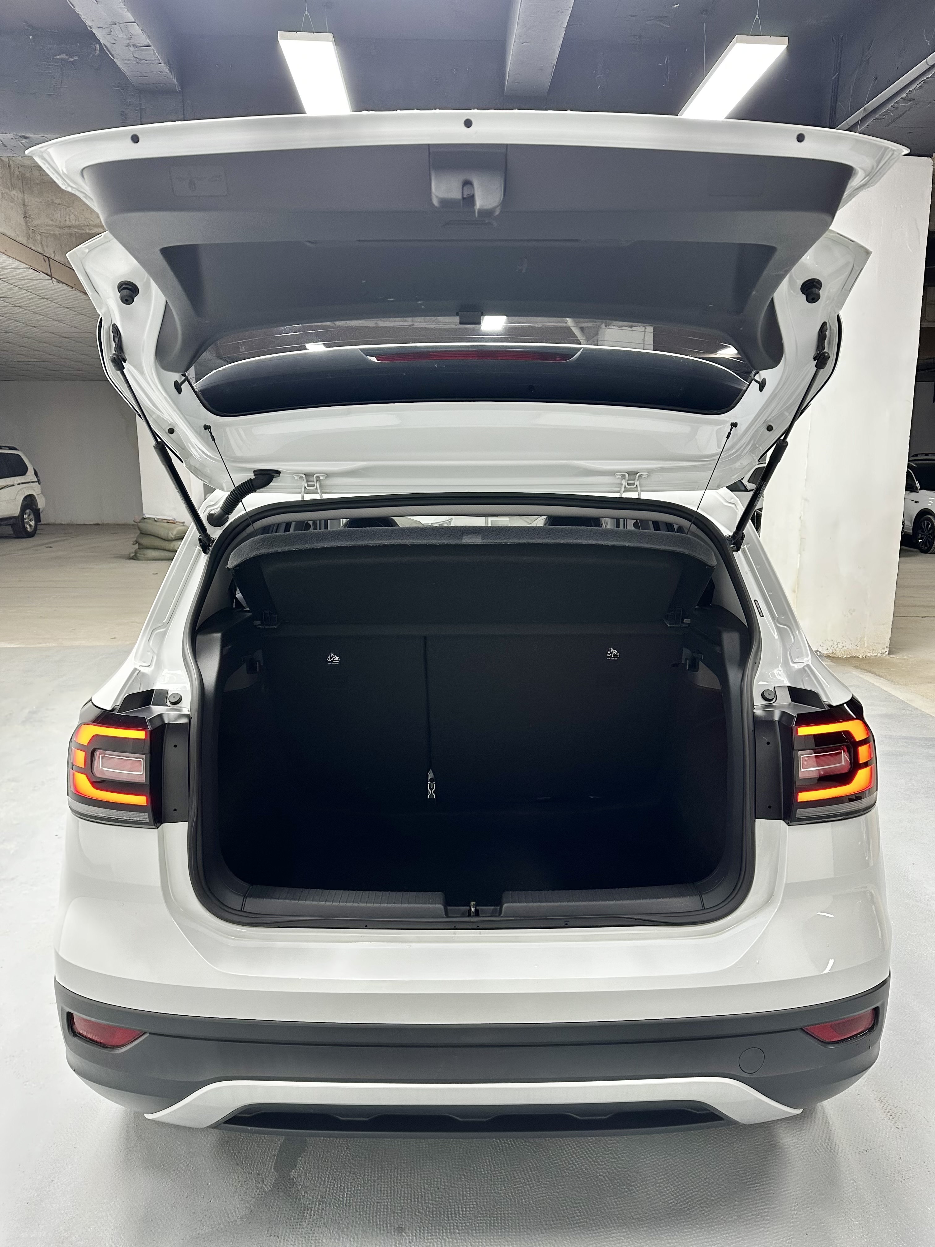 Volkswagen Tacqua 2023 car image #20