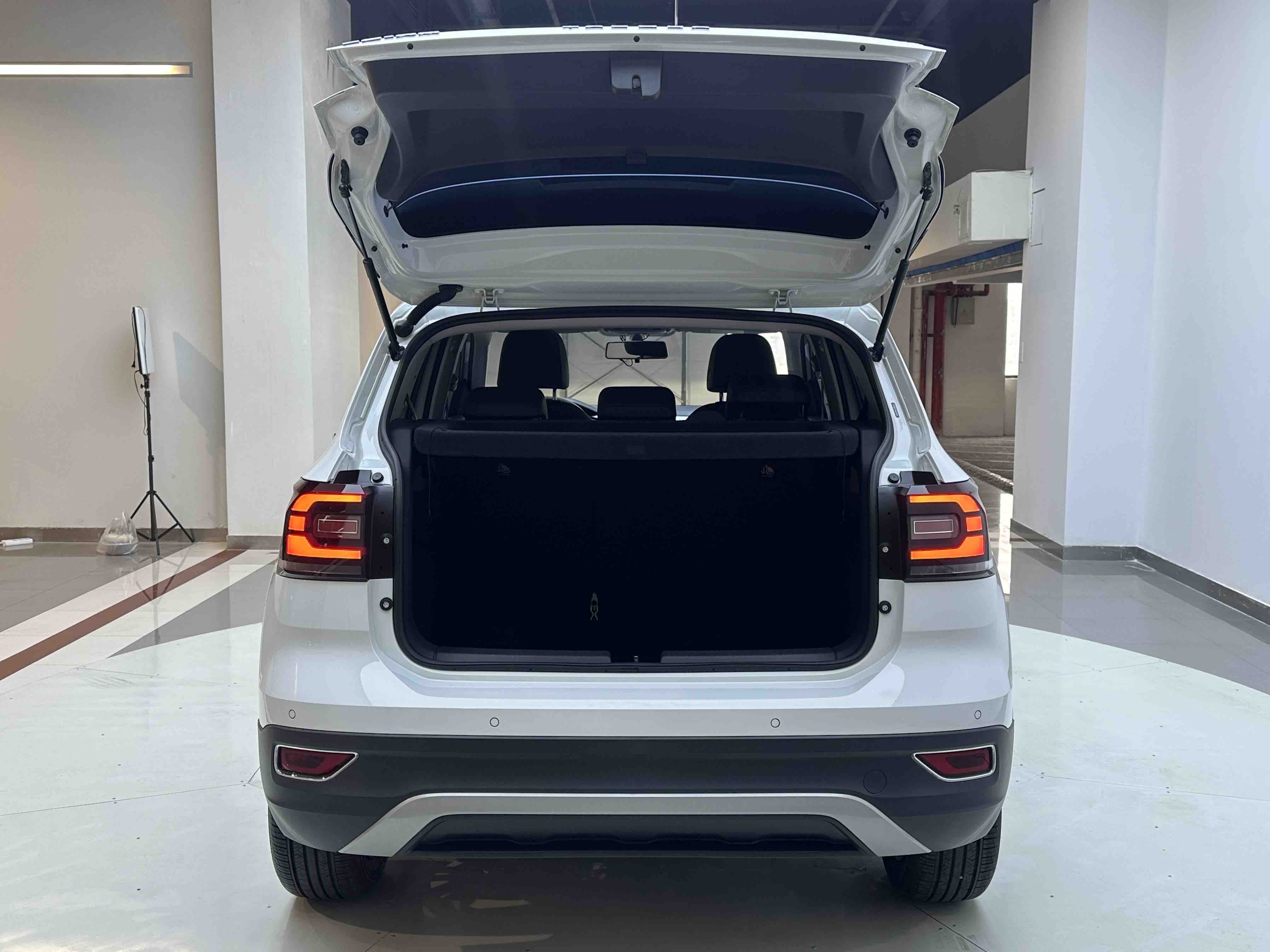 Volkswagen Tacqua 2023 car image #20