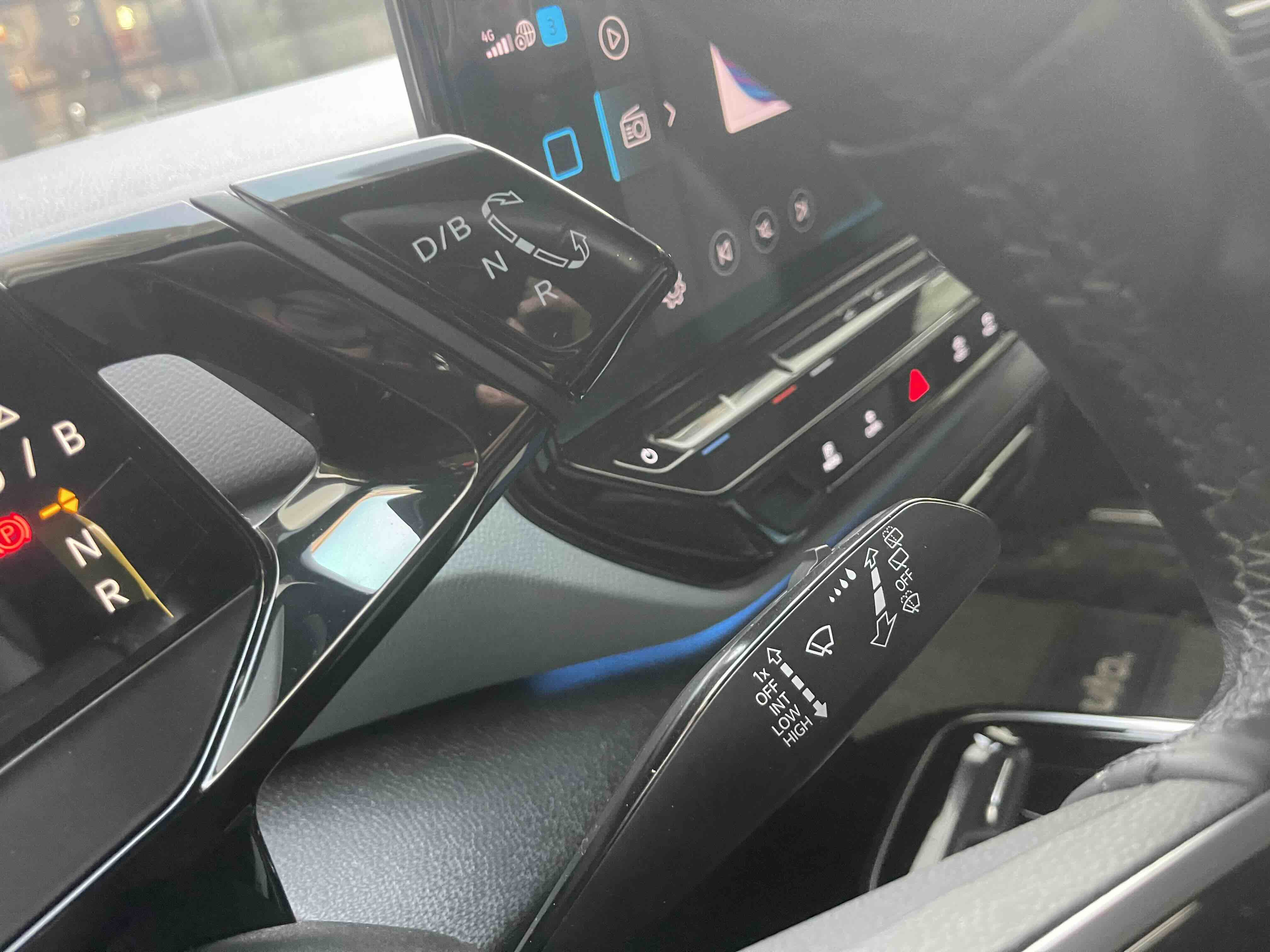 Volkswagen ID.4 X 2022 immagine di auto #20