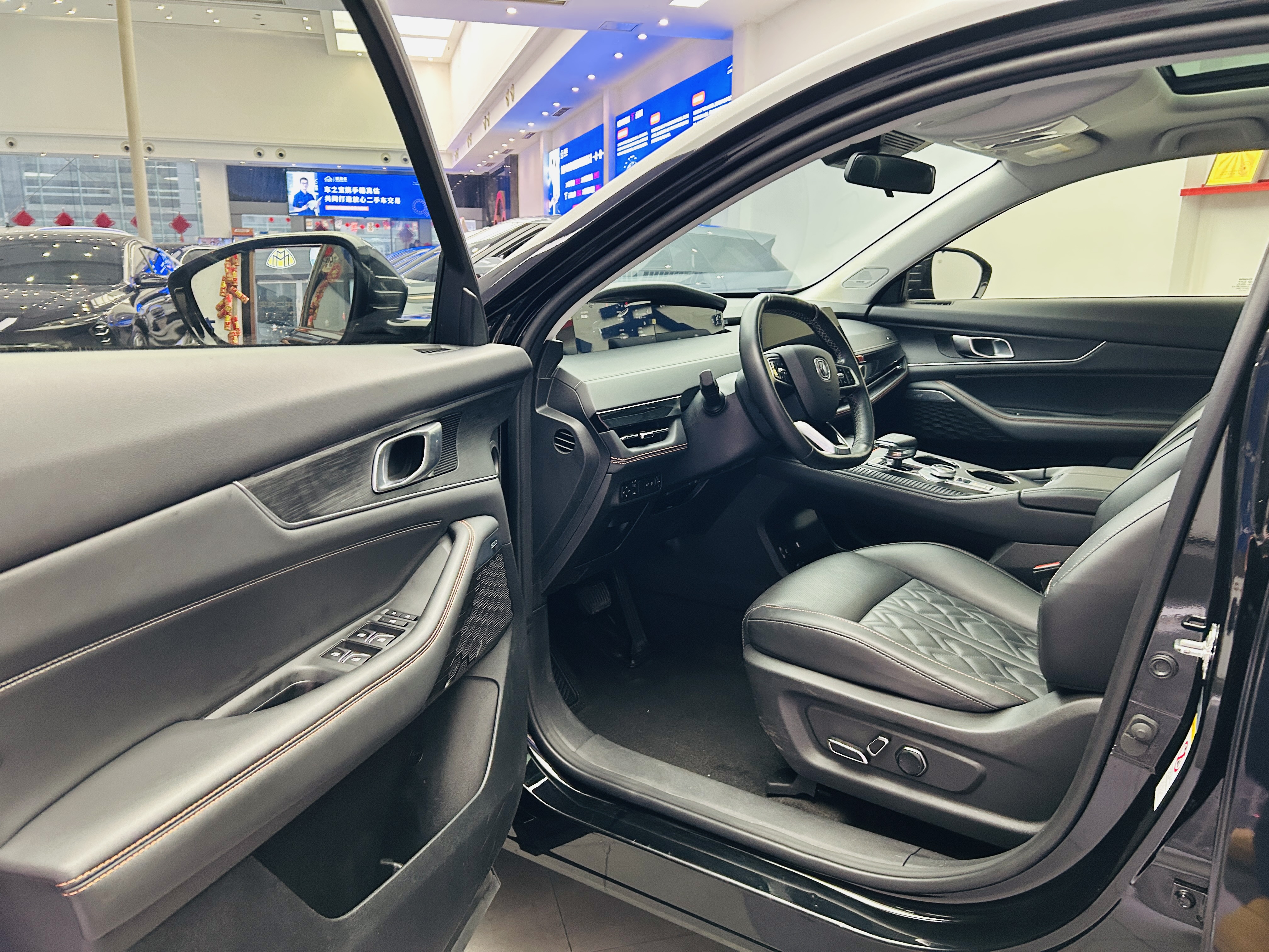 Changan UNI-K 2023 car image #20