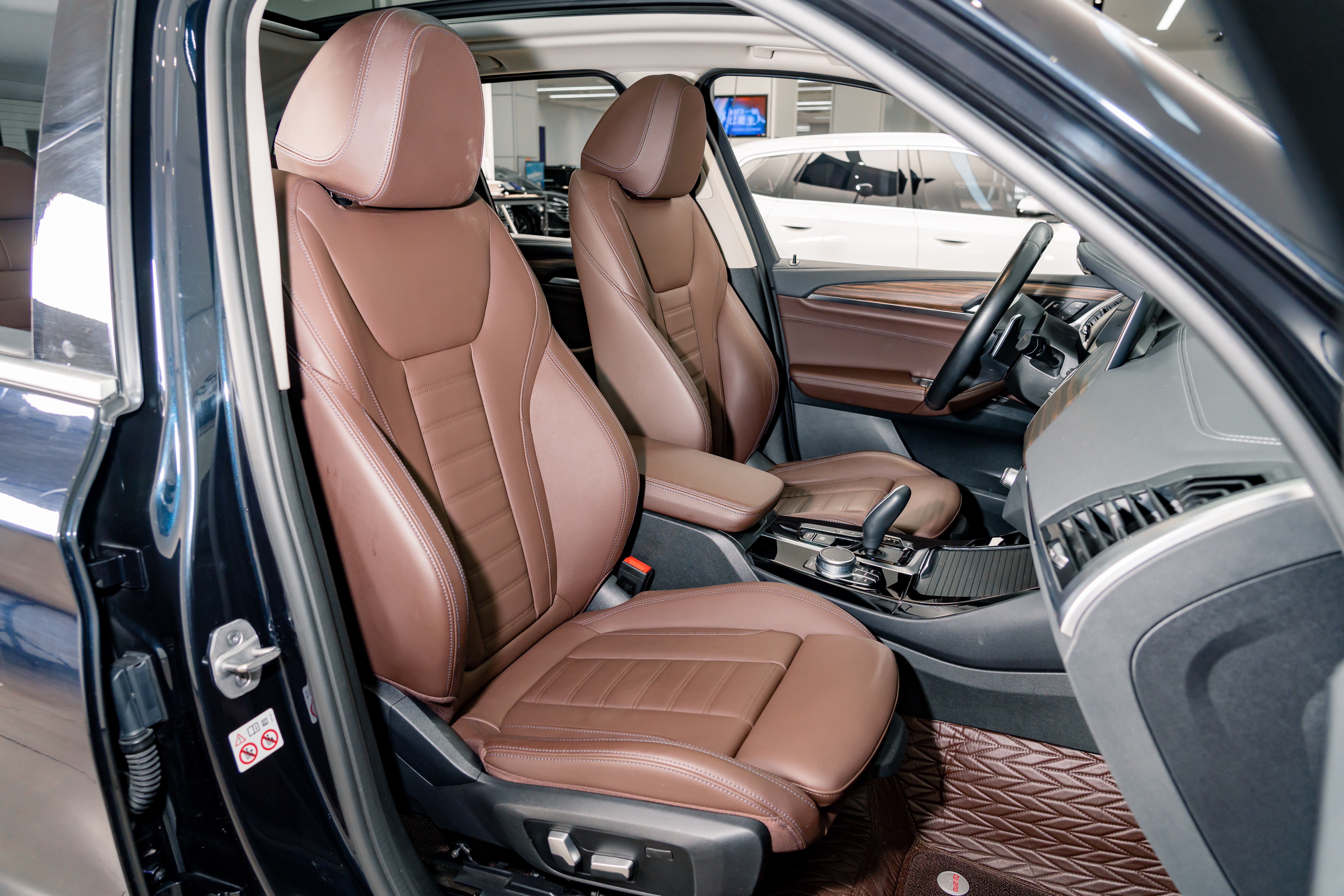 BMW X3 2021 car image #20