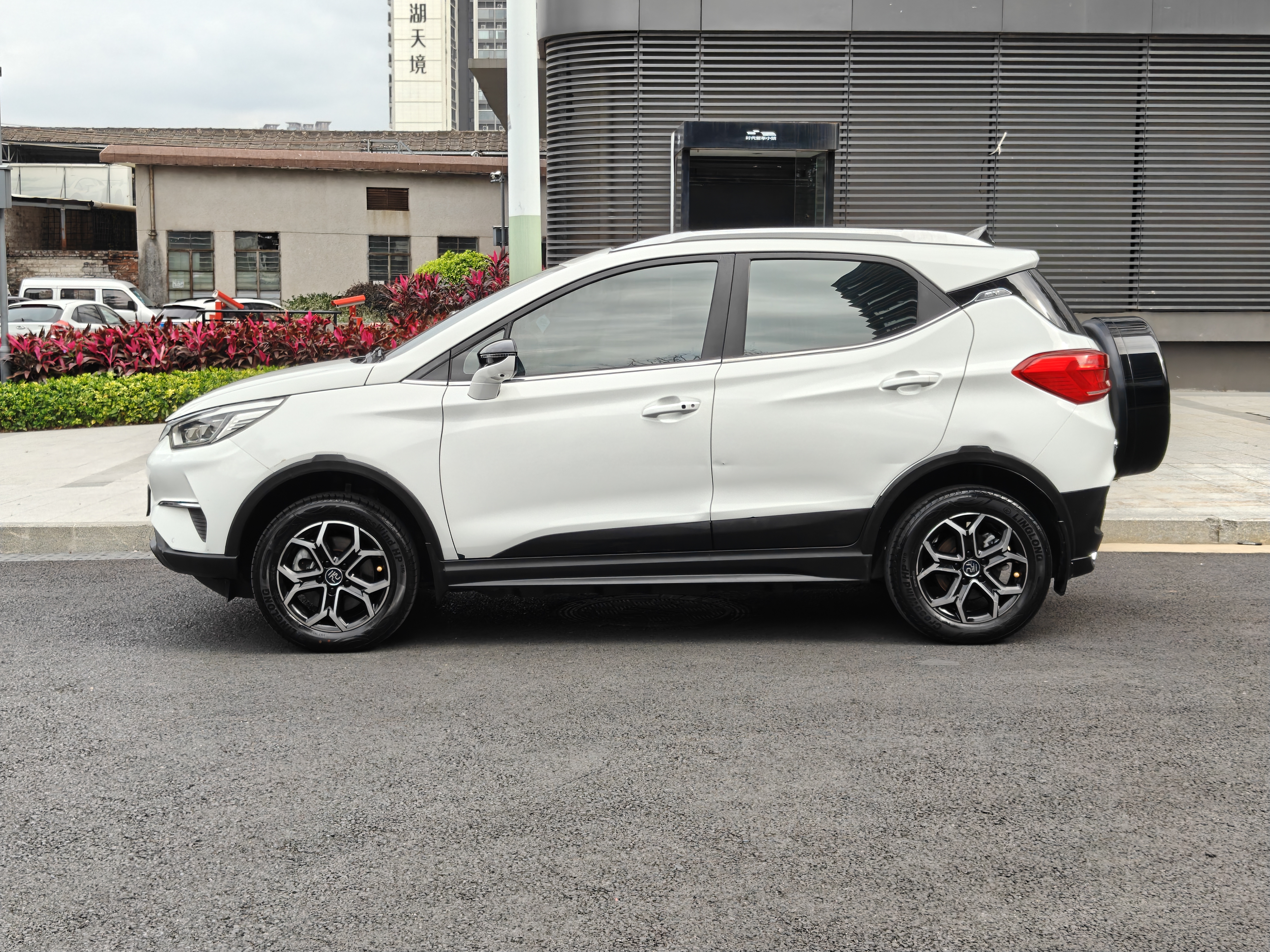 BYD Yuan Pro 2021 #20 BYD Yuan Pro 2021 car image #20