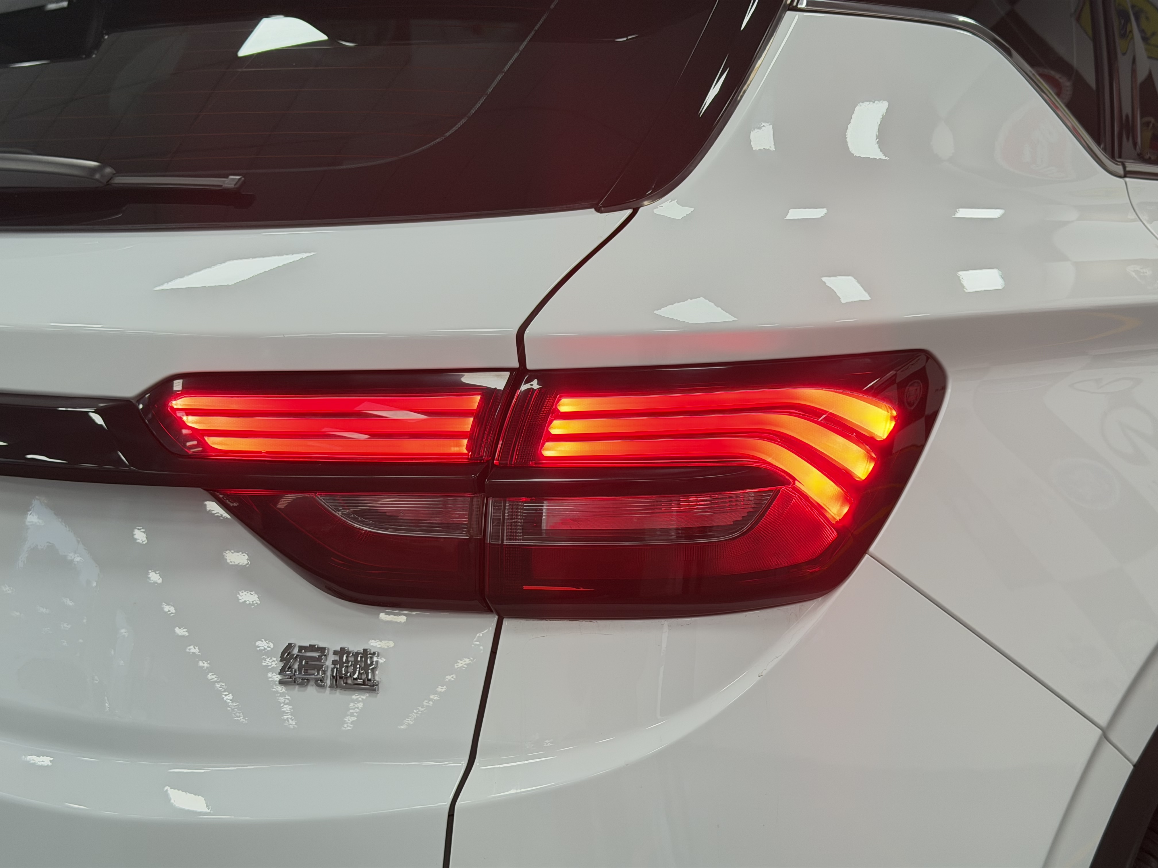 GEELY Coolray 2023 car image #20