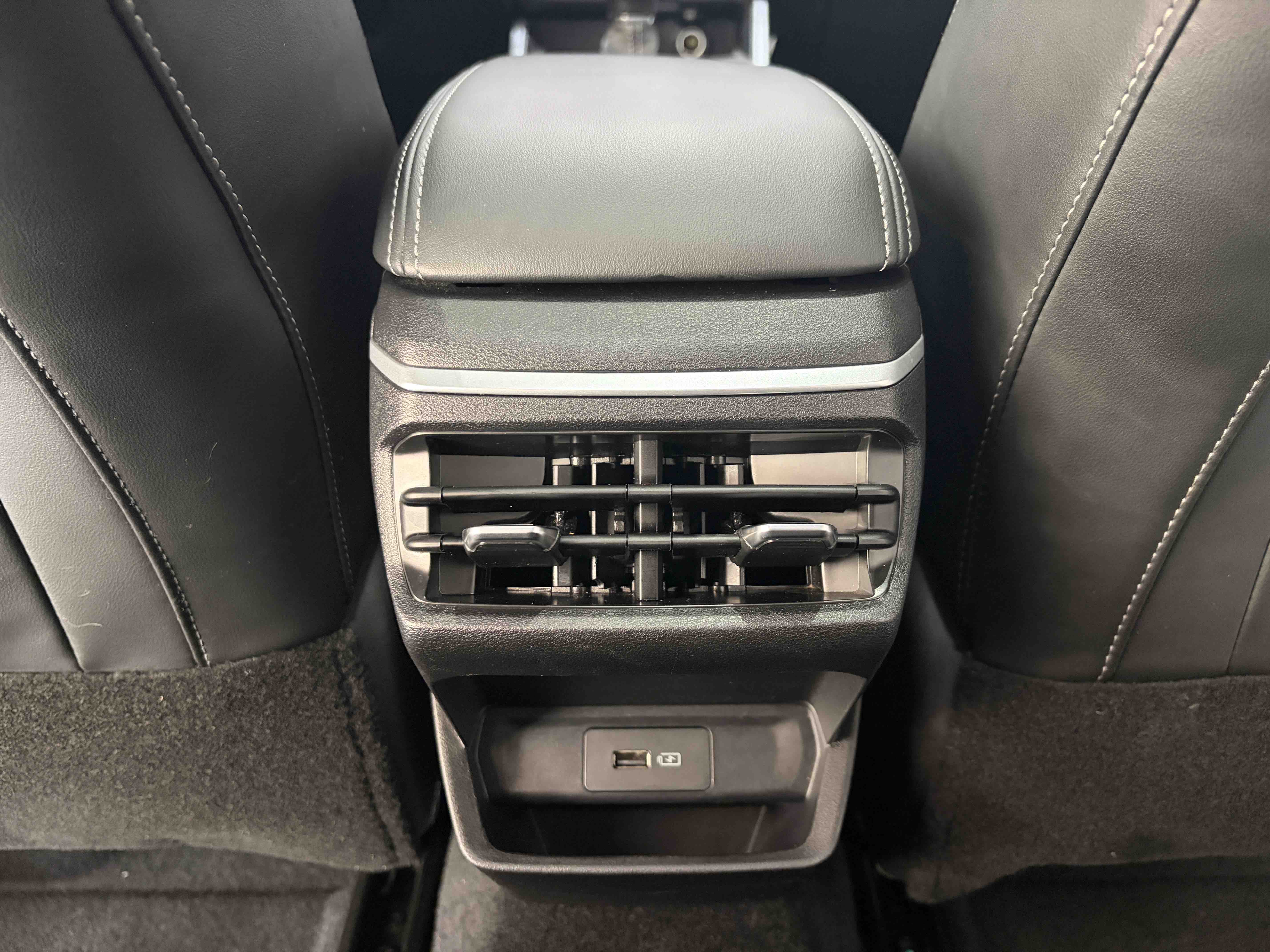 GEELY Emgrand 2022 car image #20