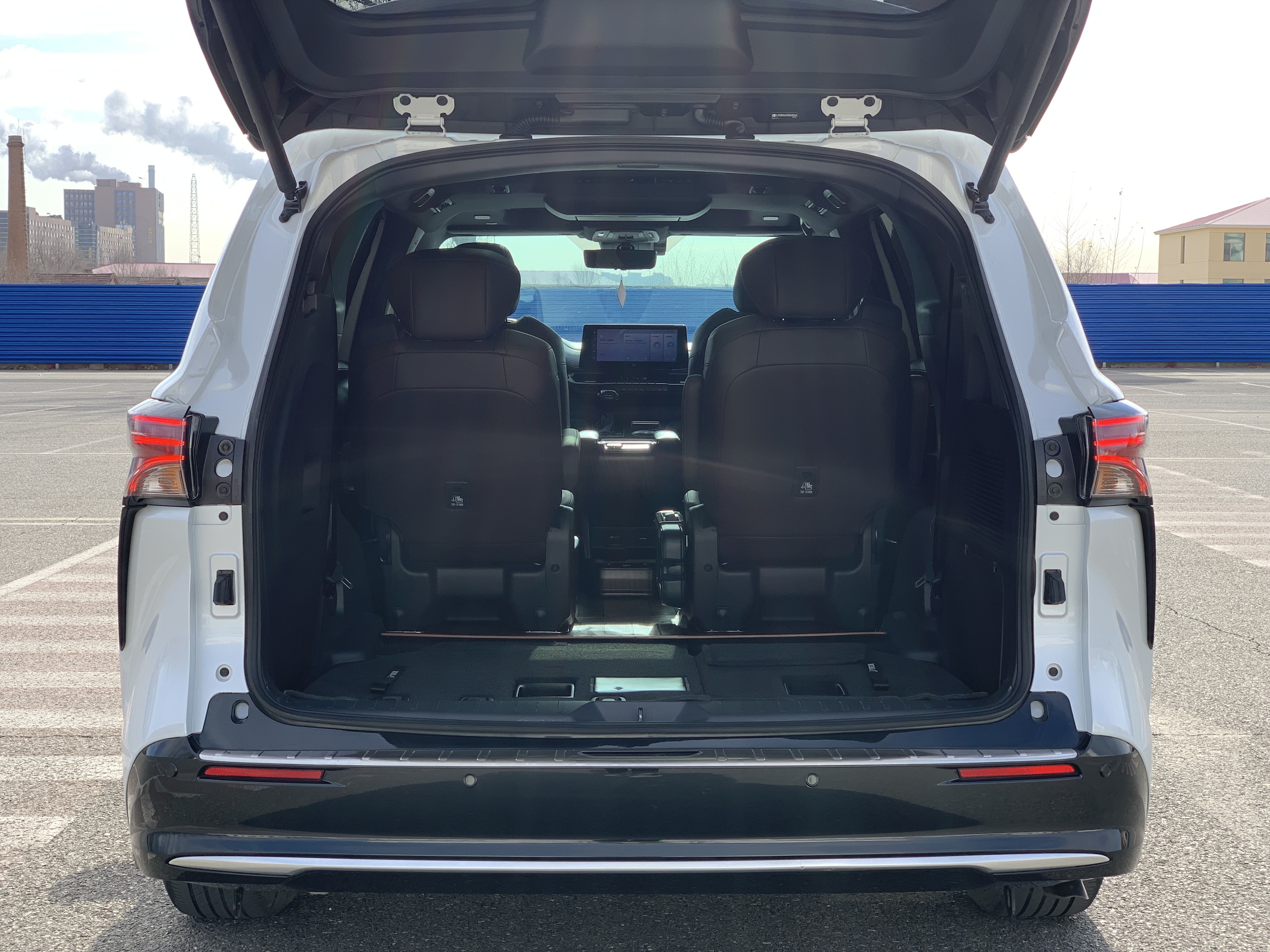 Toyota Sienna 2022 immagine di auto #20