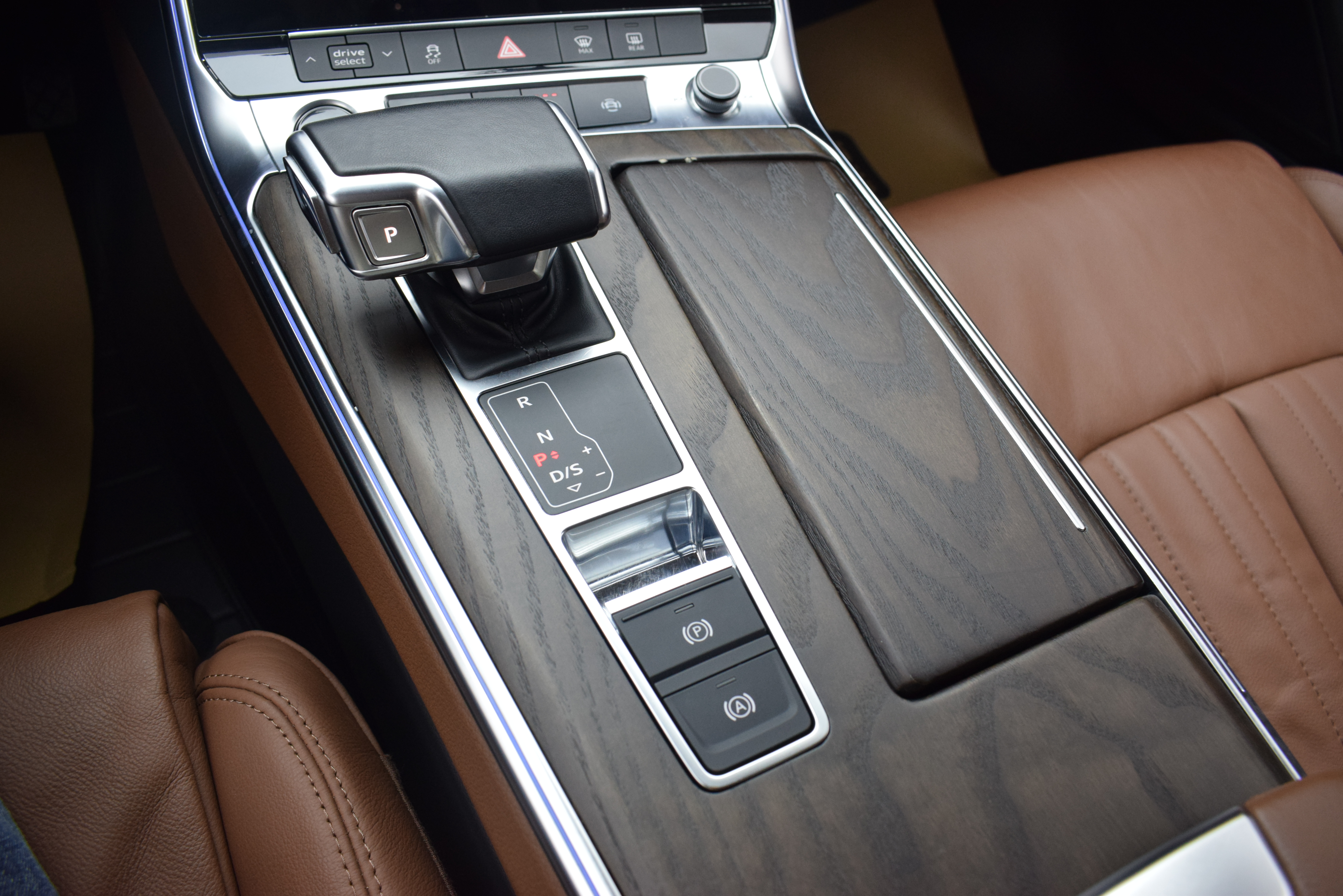 Audi A6L 2022 صورة سيارة #20