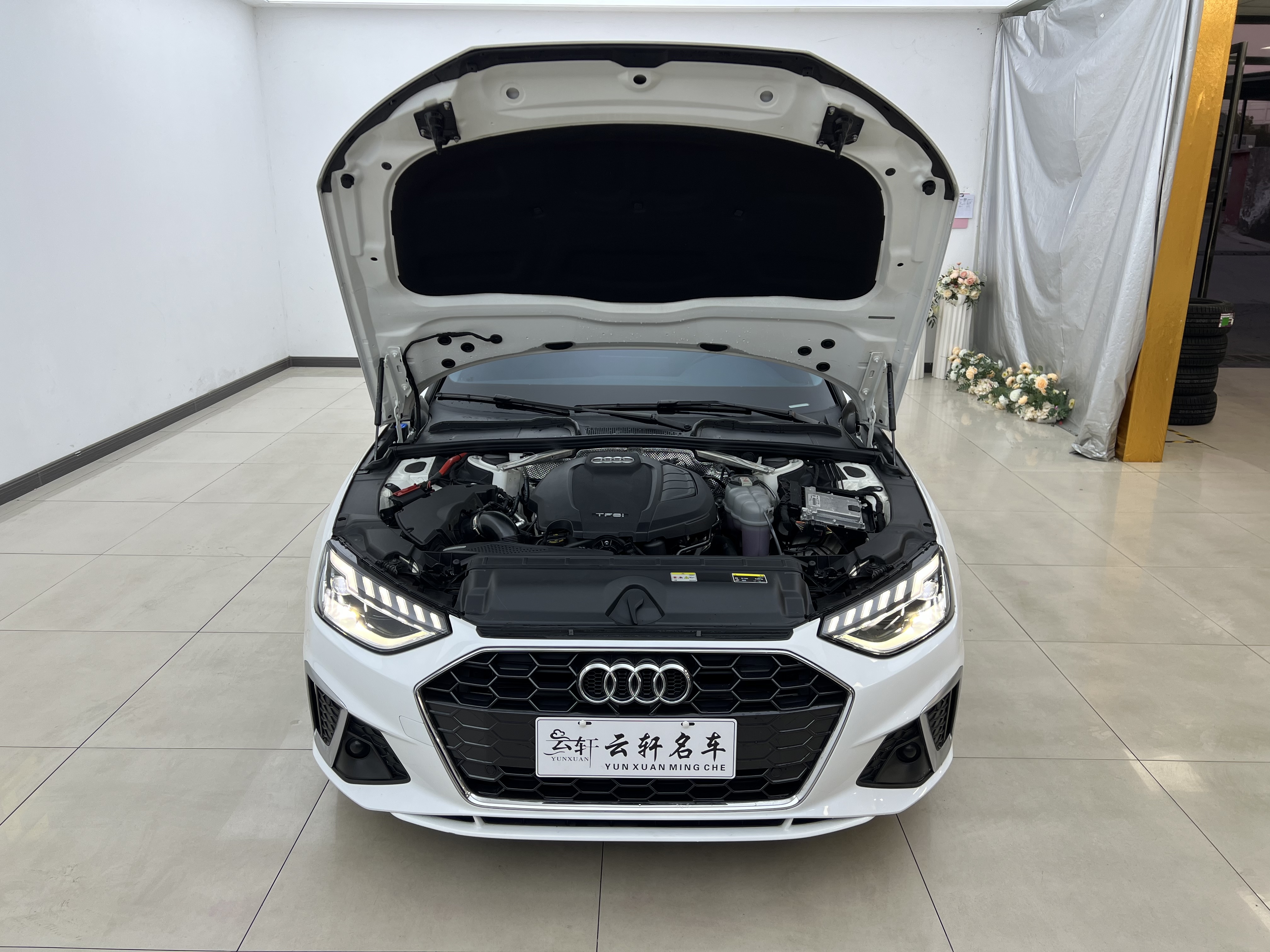 Audi A4L 2022 car image #20