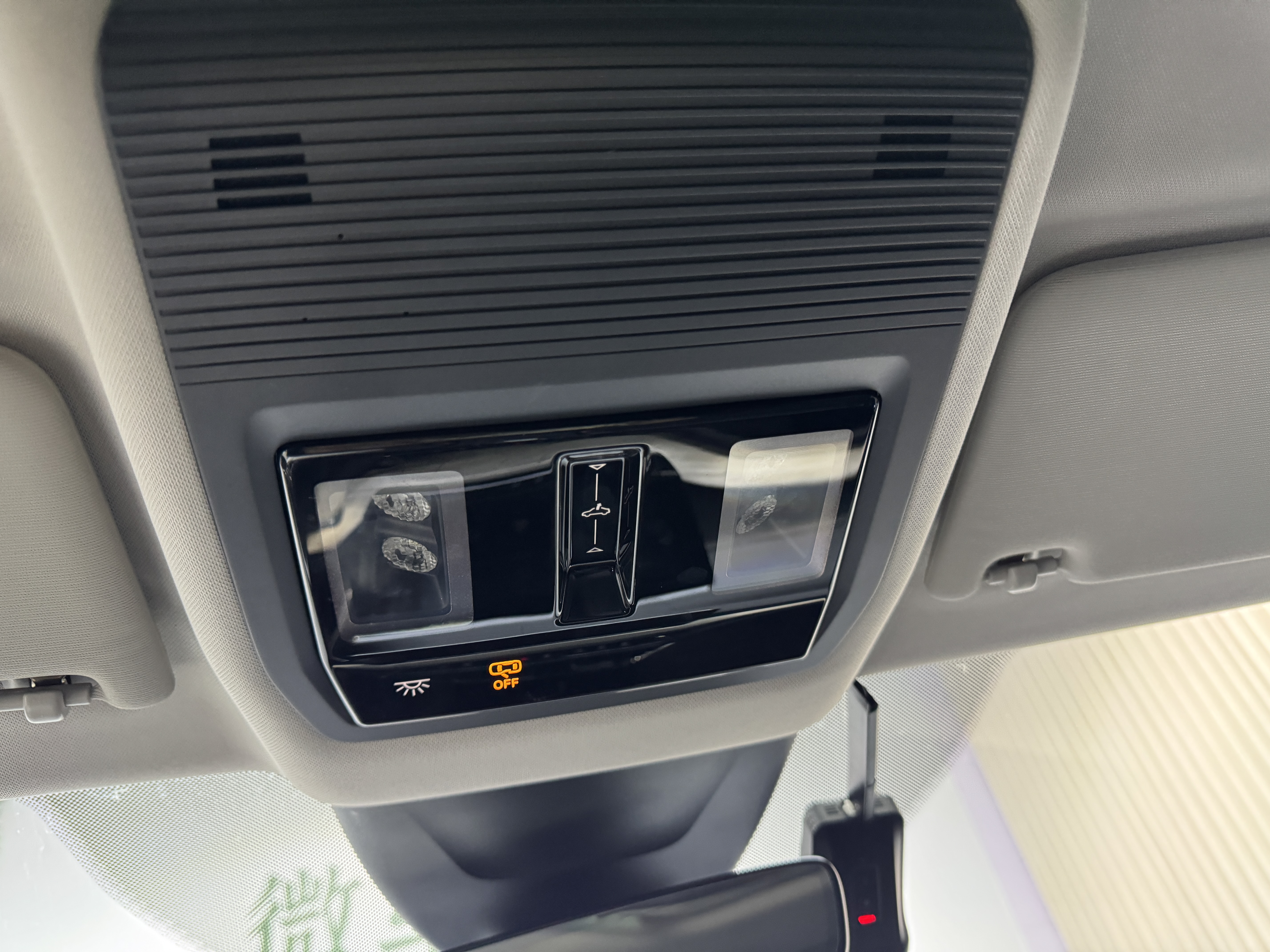 Skoda Octavia 2023 car image #20