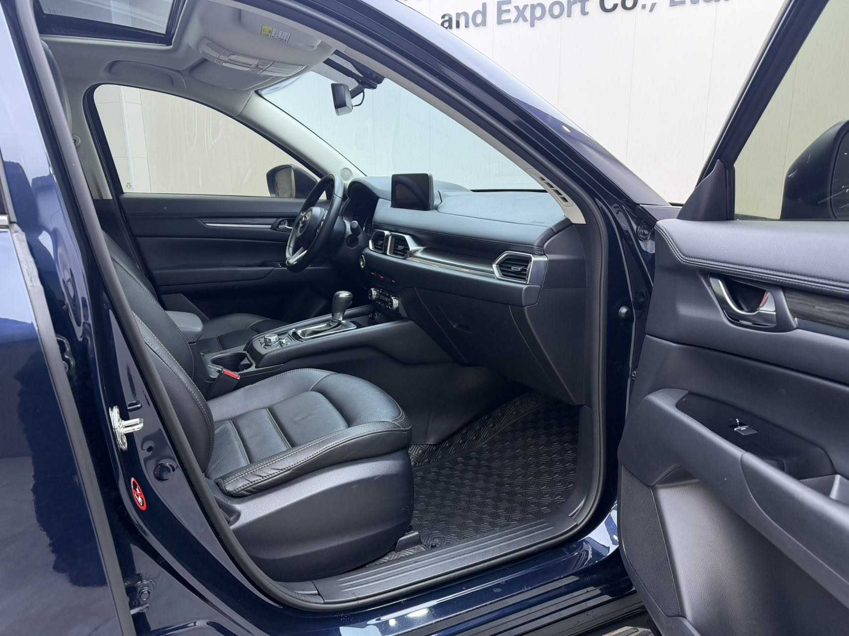 Mazda CX-5 2023 car image #20