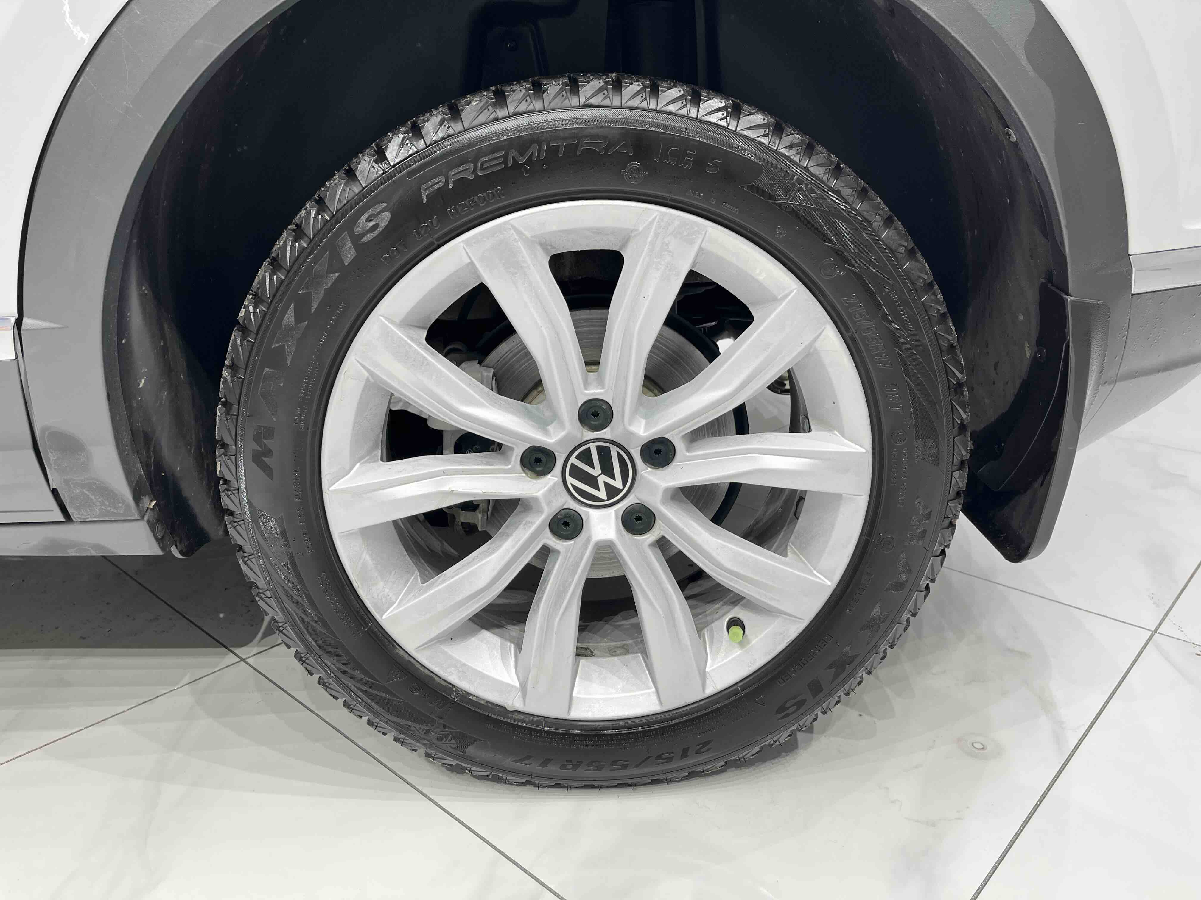 Volkswagen T-Roc 2022 car image #20