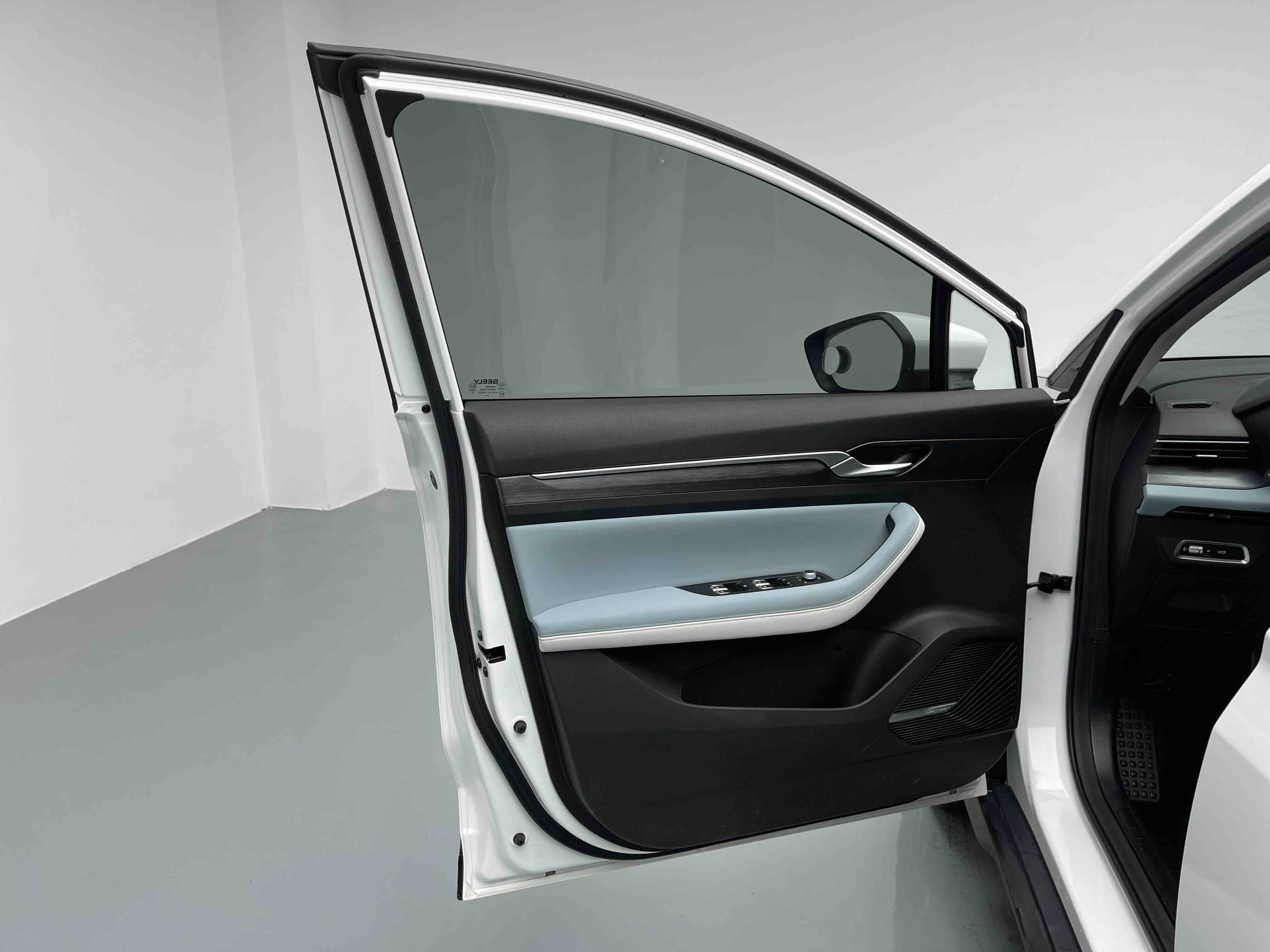 GEELY Emgrand S 2023 car image #20