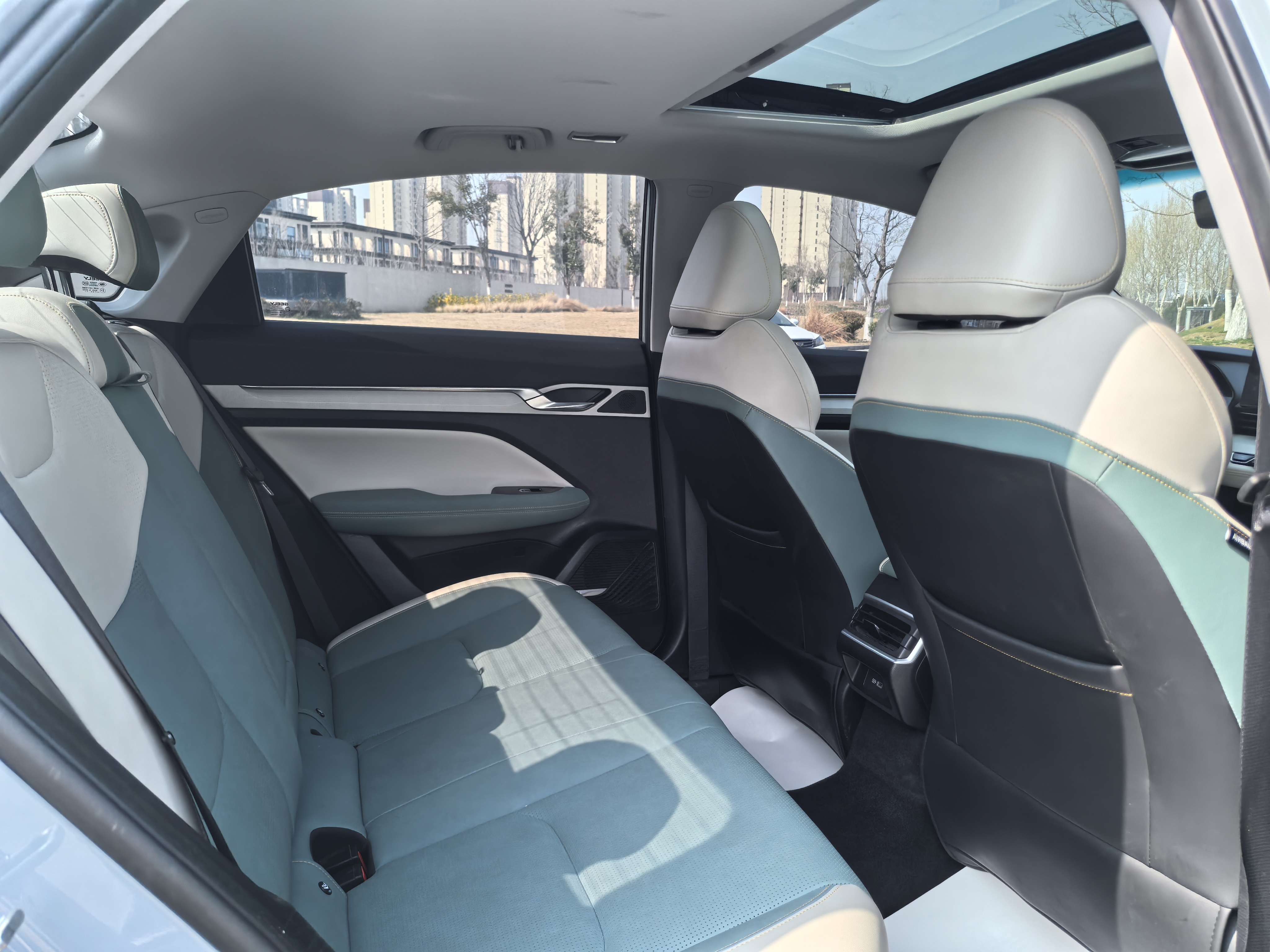 GEELY Emgrand L HiP 2023 imagem de carro #20