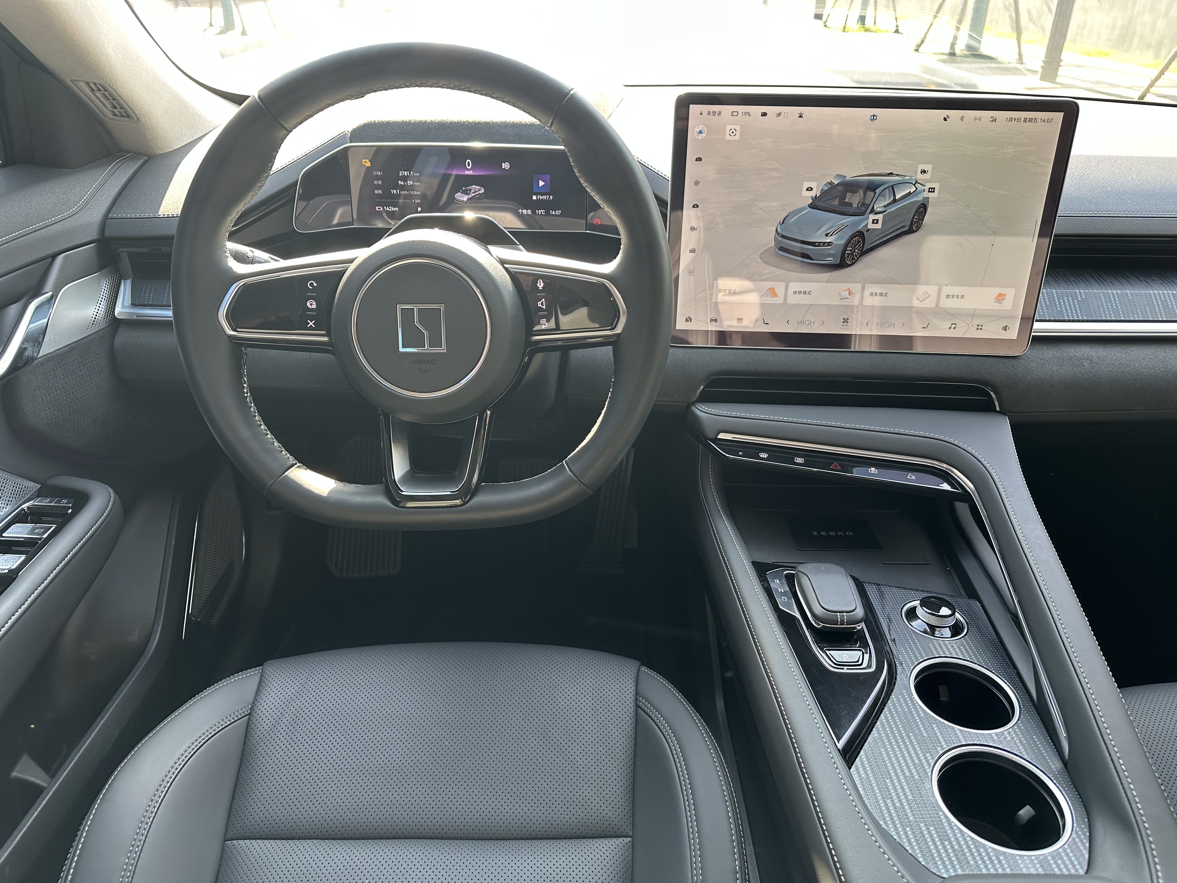 极氪 极氪001 2022 汽车图片 #20