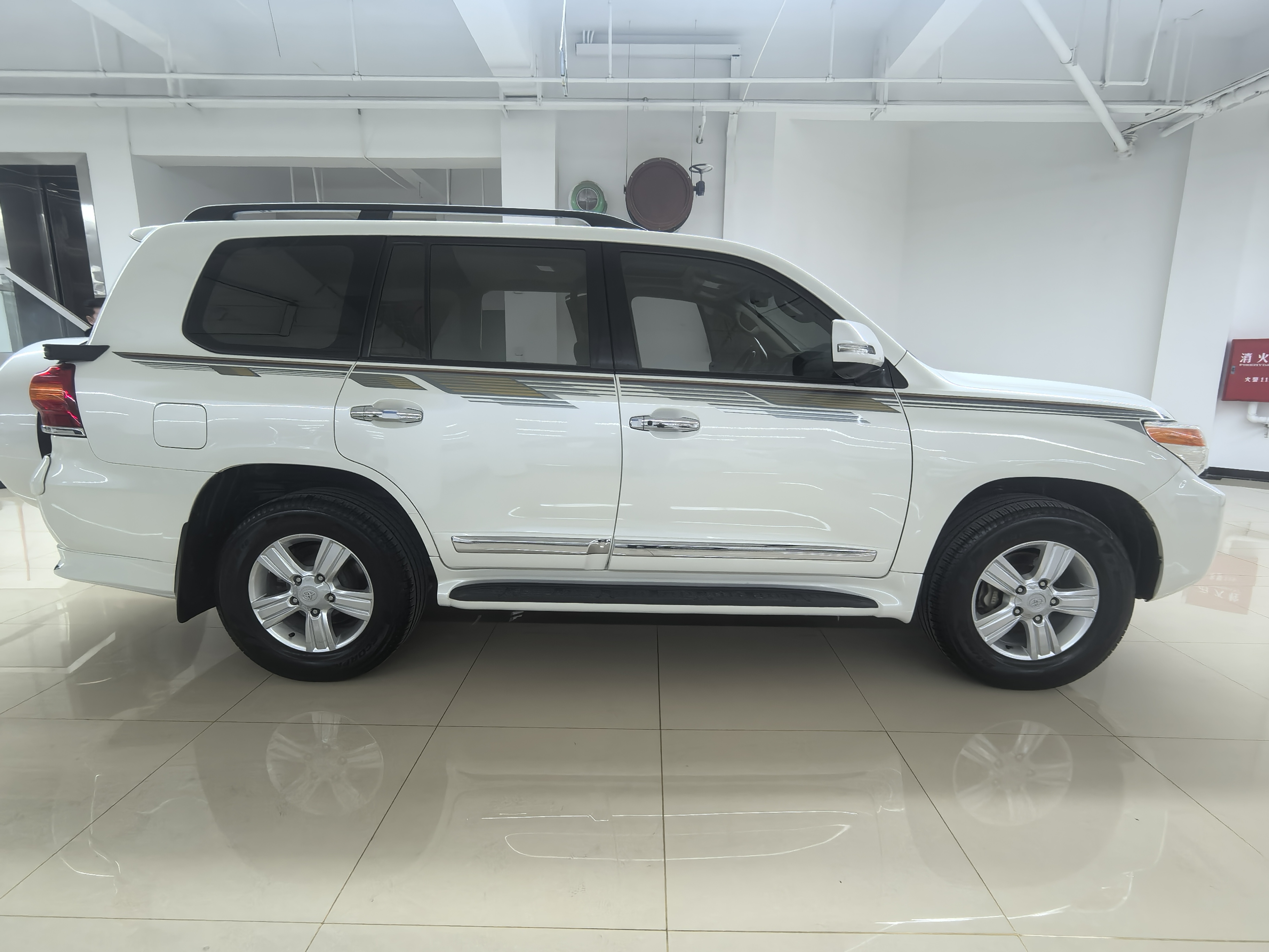 Toyota 2015 #20 Toyota 2015 car image #20