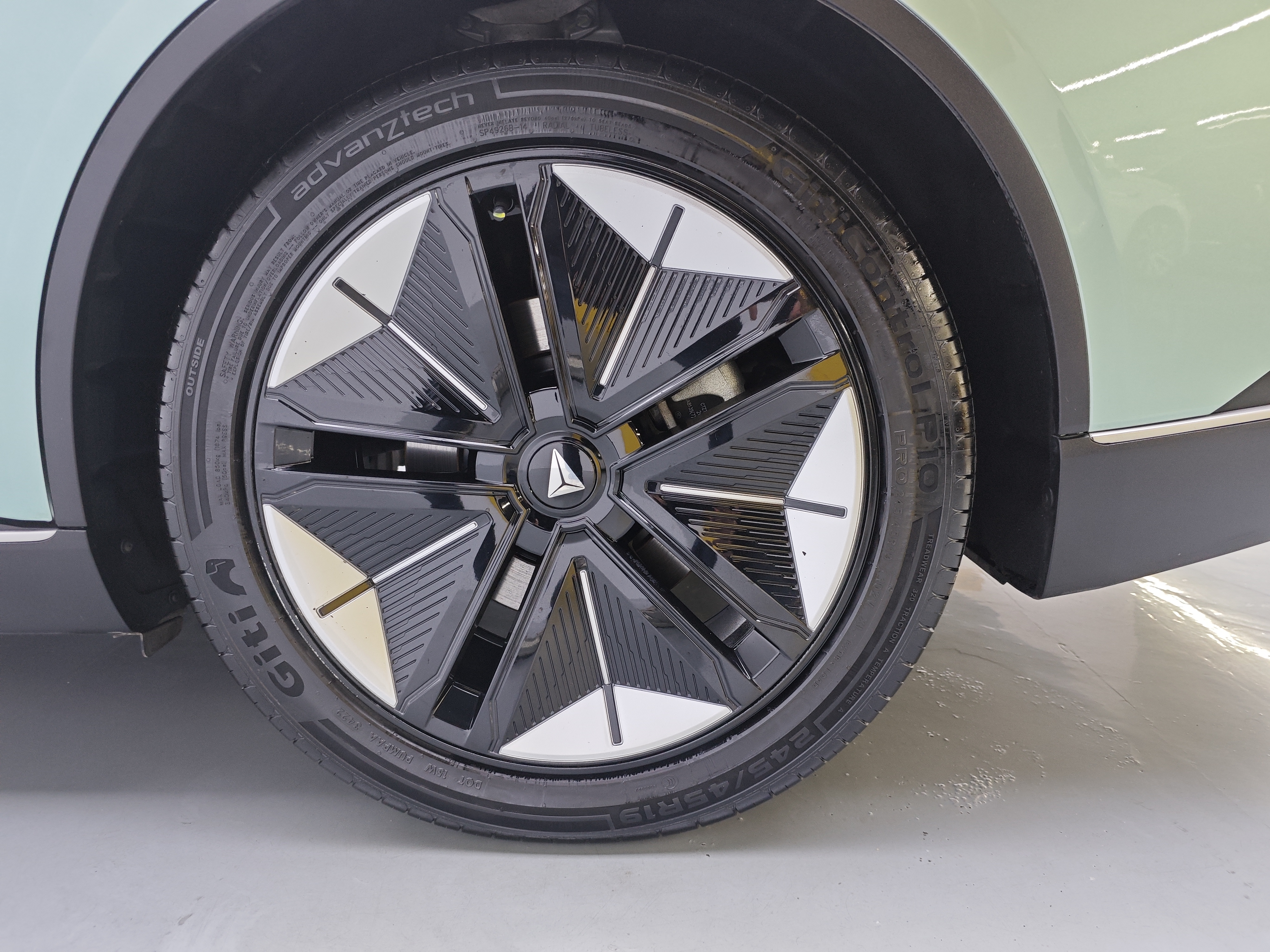 Deepal SL03 2022 car image #20