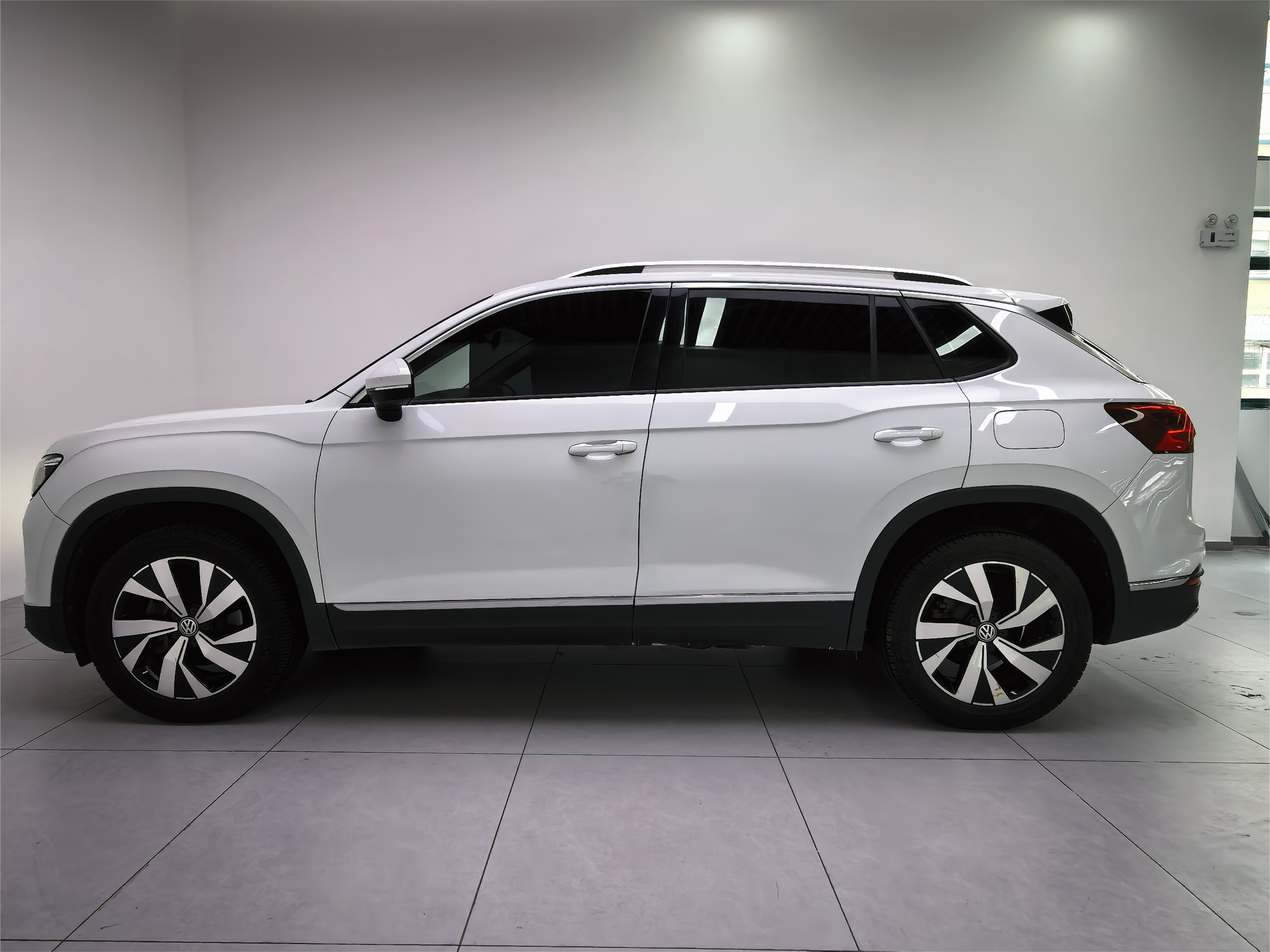 Volkswagen Tayron X 2023 car image #20