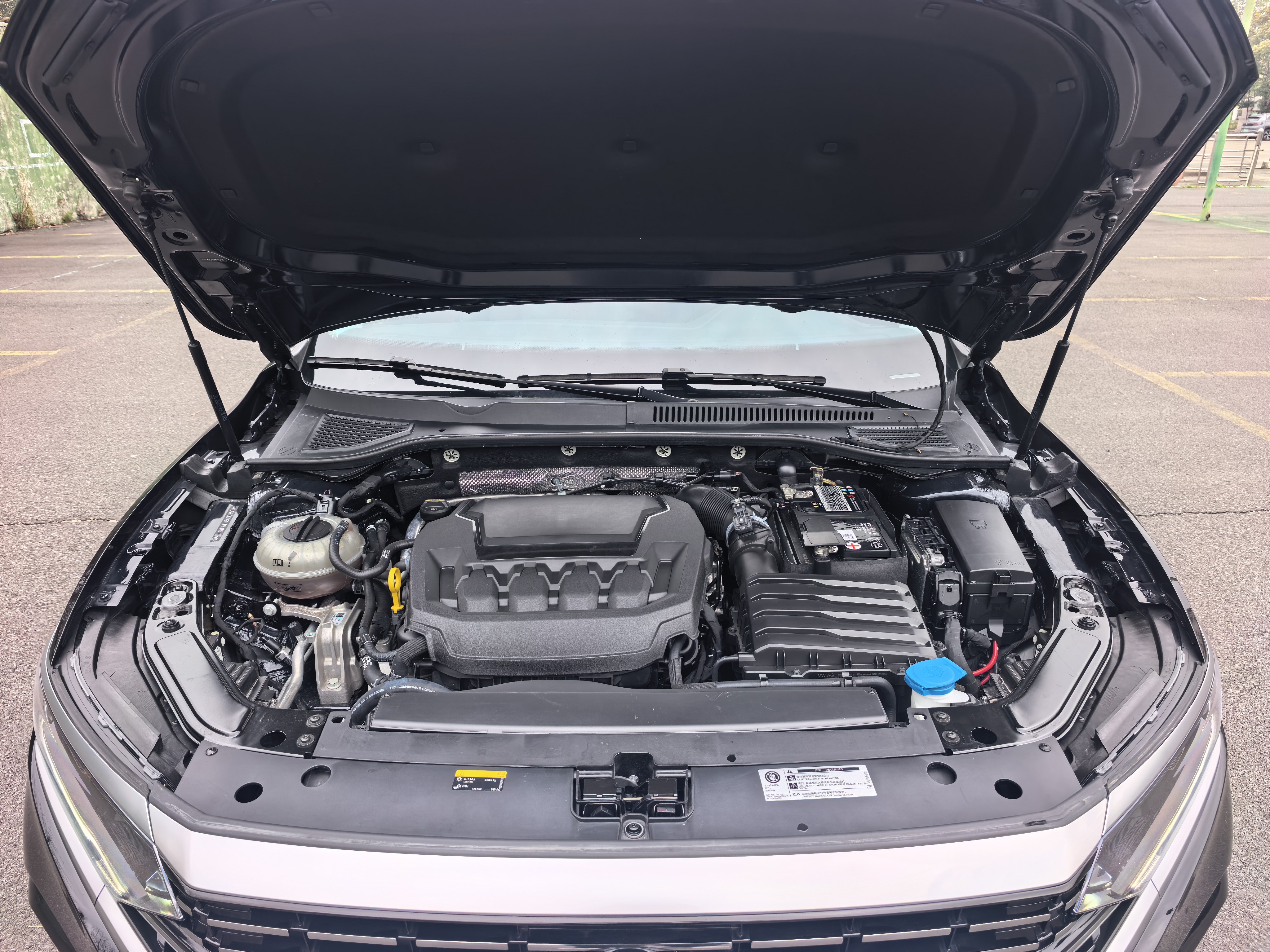 Volkswagen Passat 2023 car image #20