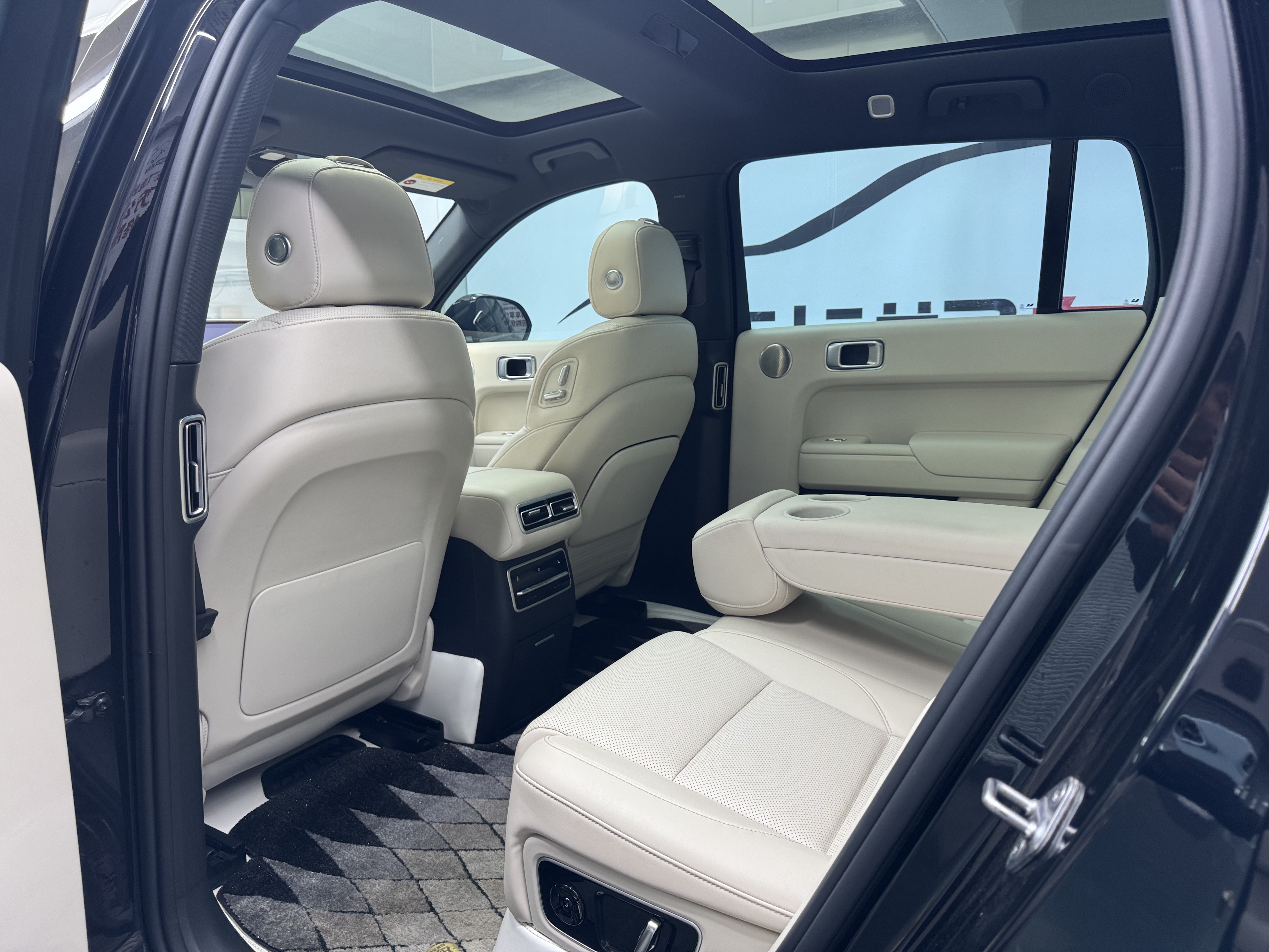 理想汽车 理想L7 2023 汽车图片 #20