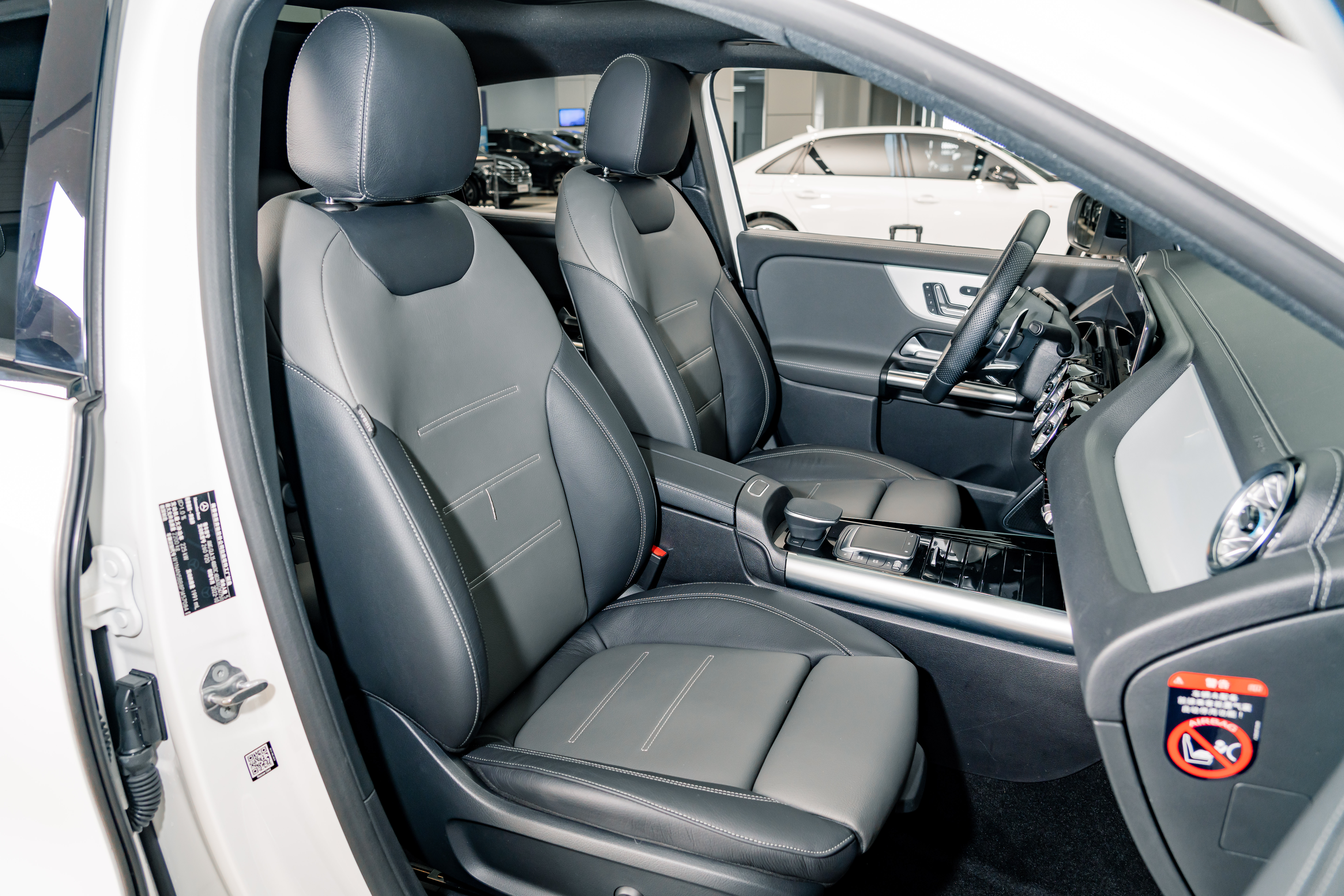 Mercedes-Benz GLA AMG 2023 car image #20