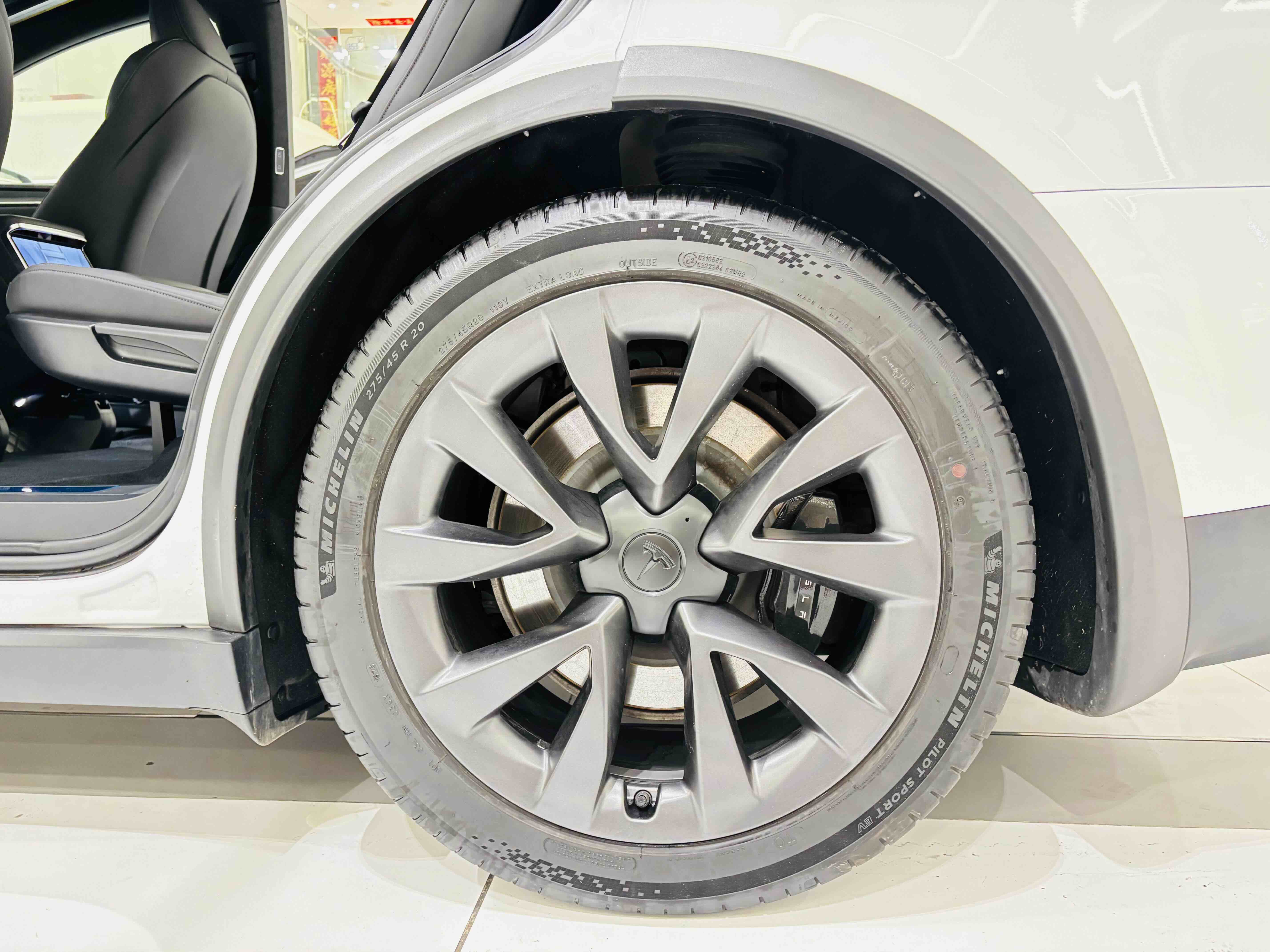 特斯拉 Model X 2024 汽车图片 #20