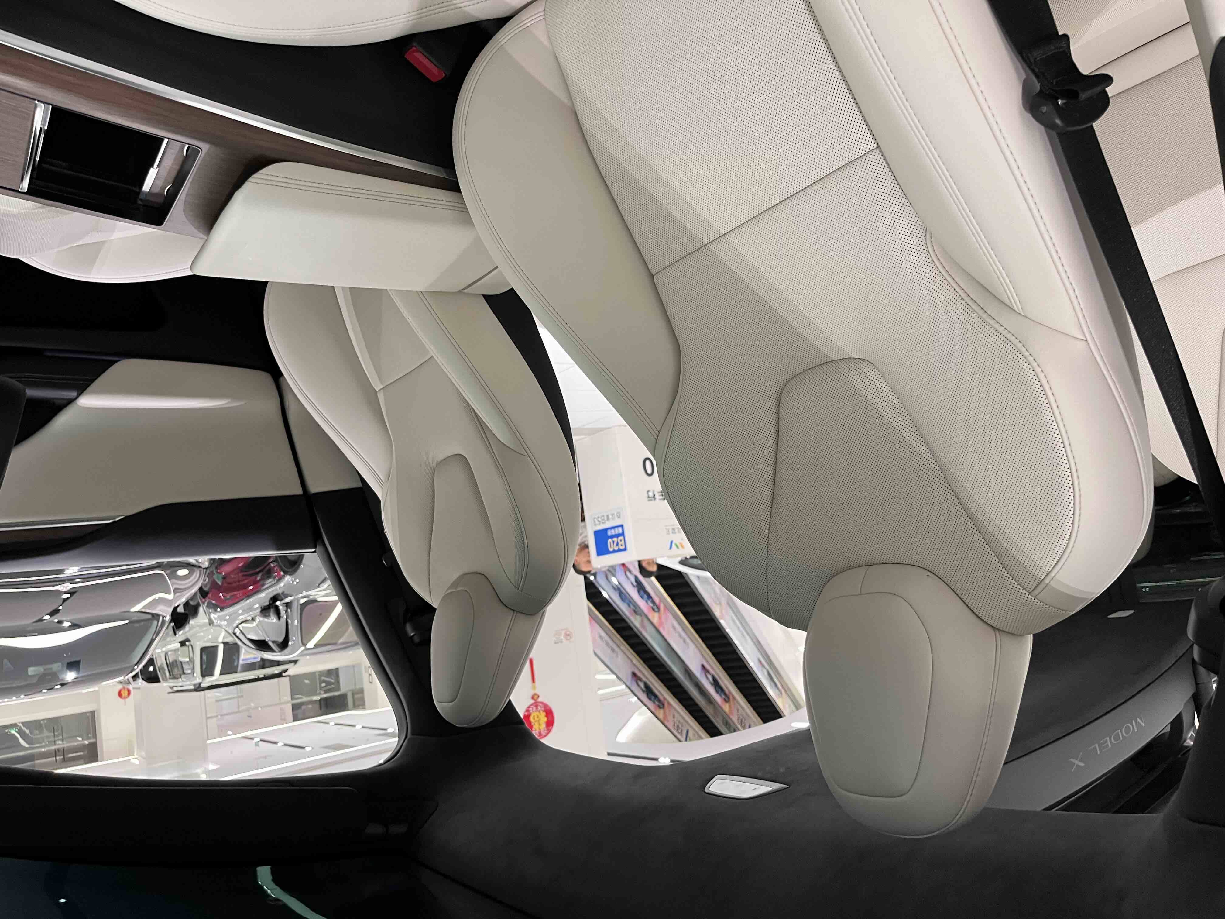 特斯拉 Model X 2023 汽车图片 #20