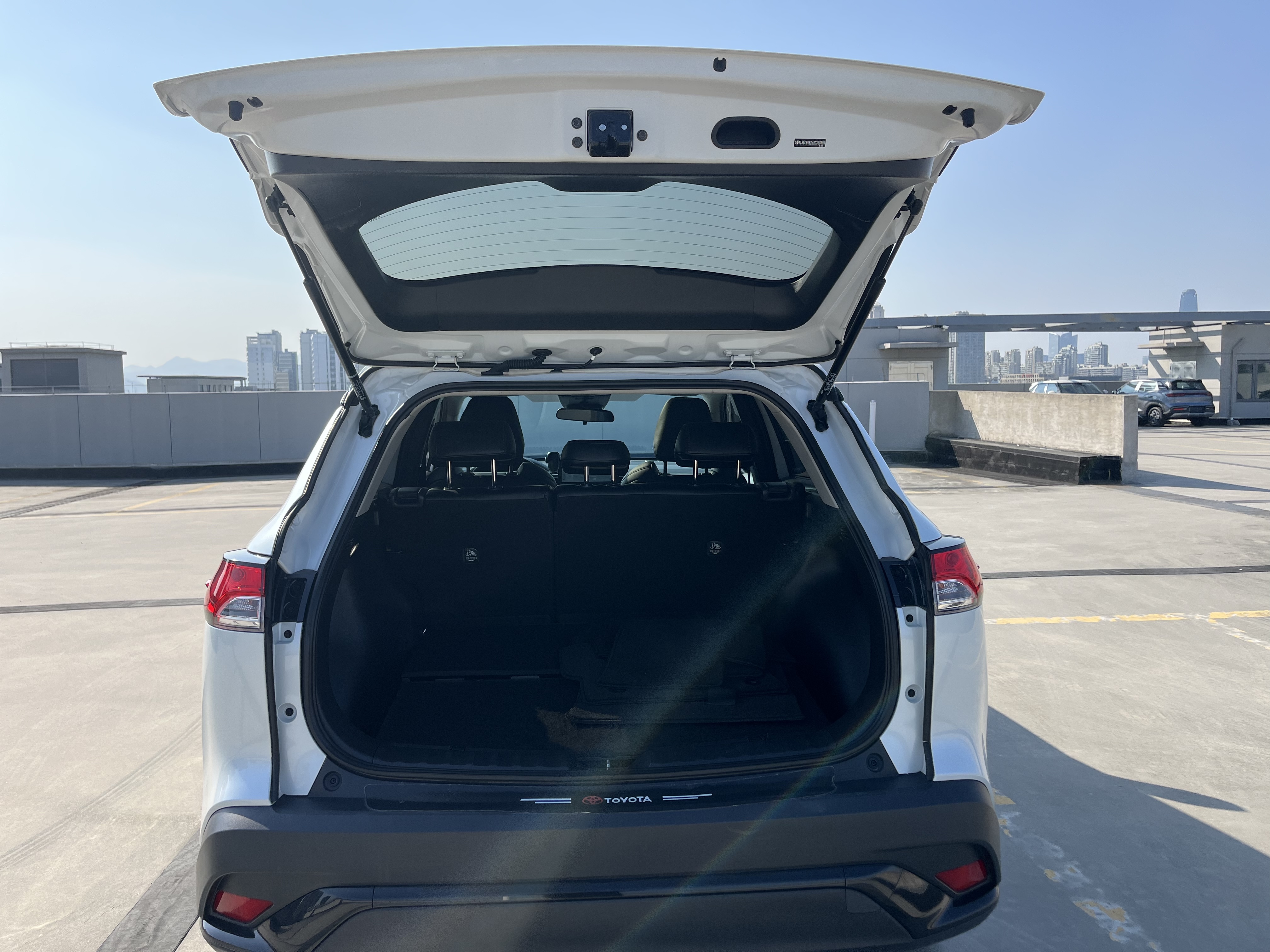 Toyota Frontlander 2024 car image #20