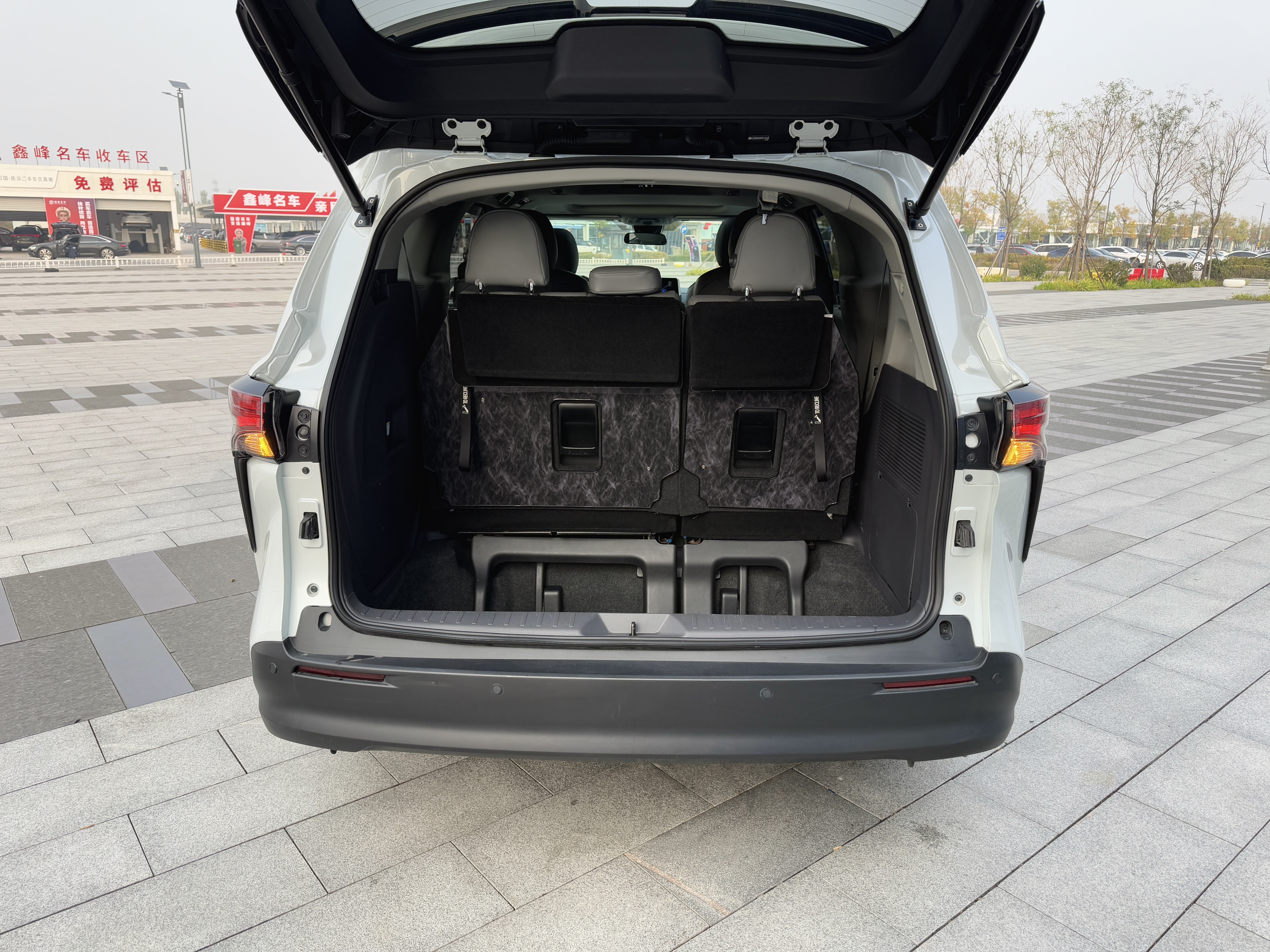 丰田 赛那SIENNA 2023 汽车图片 #20