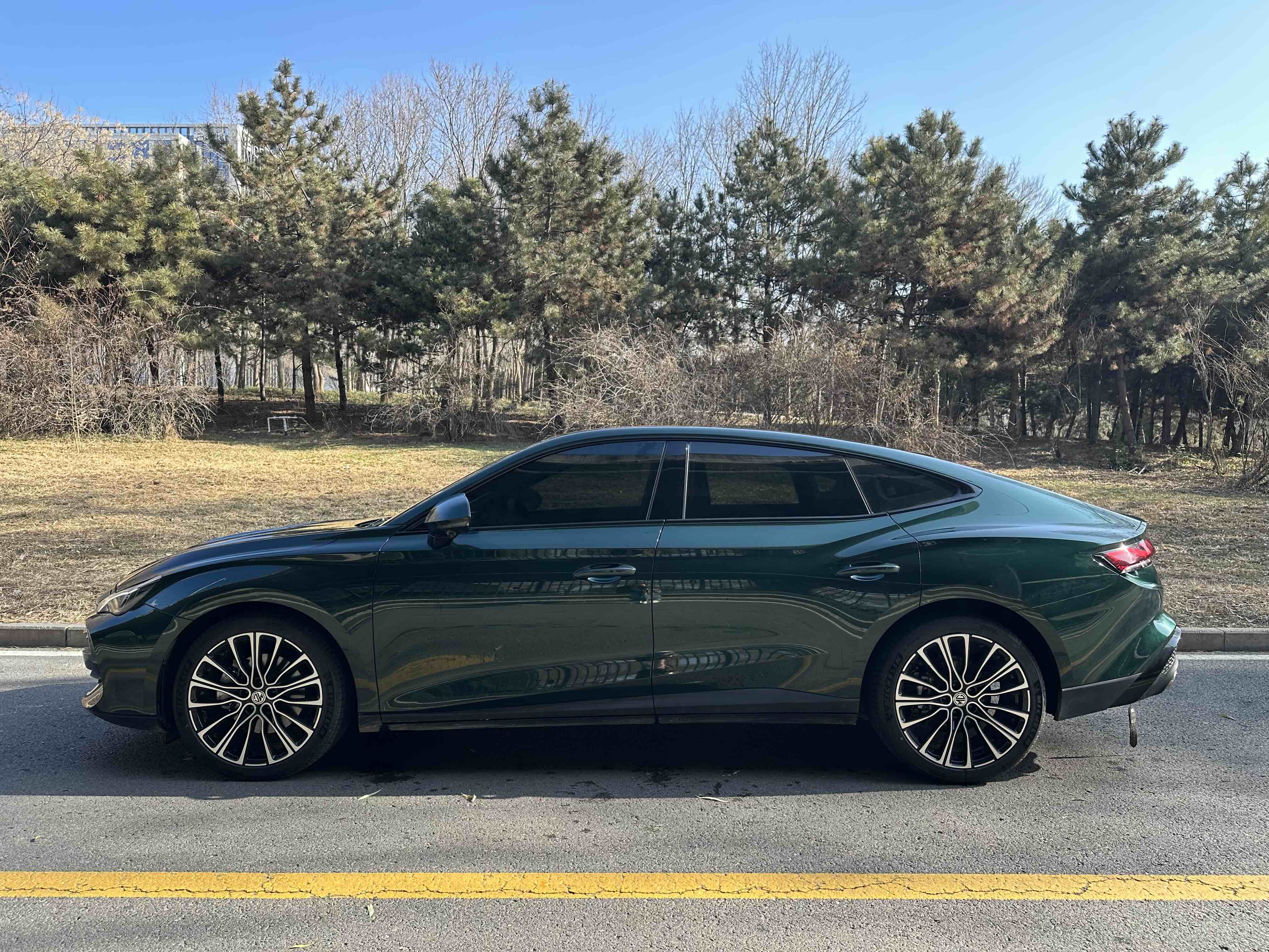 MG 7 2024 car image #20