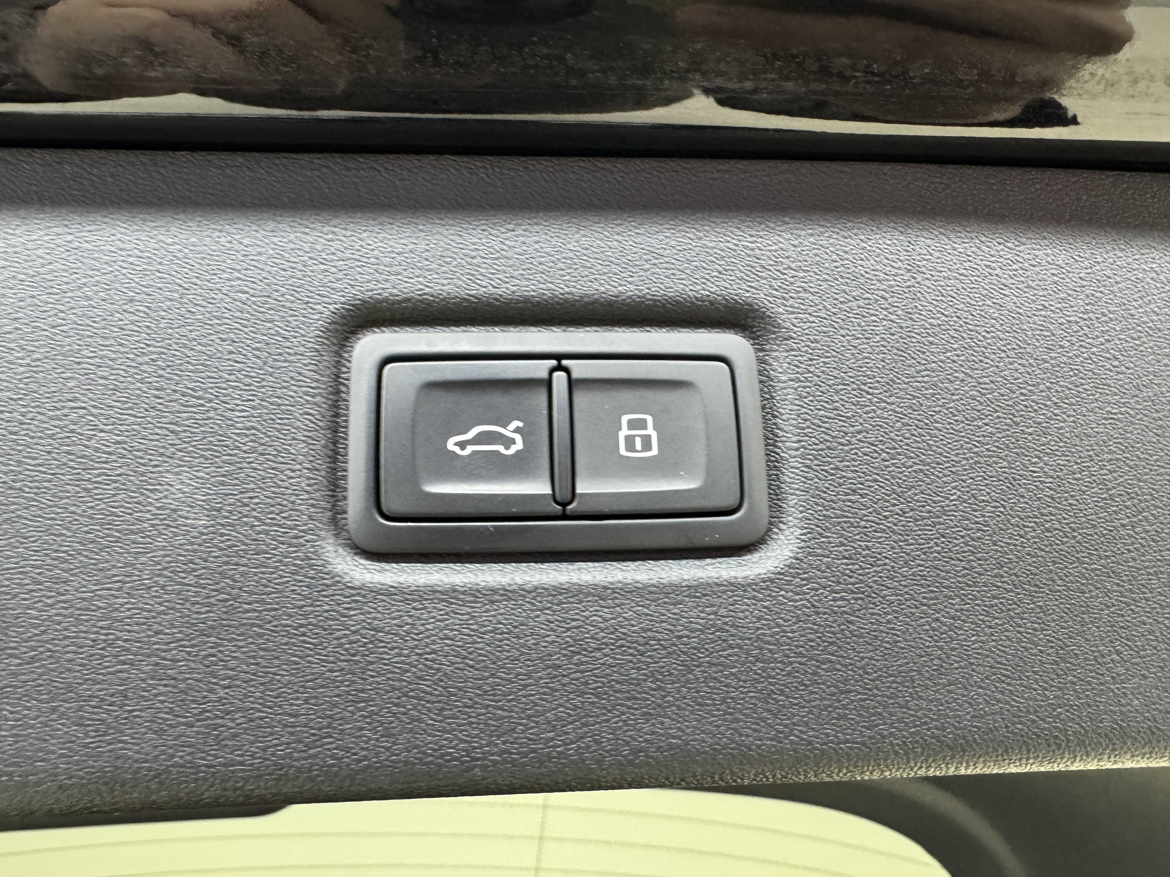 Audi Q5 e-tron 2024 imagen de coche #20