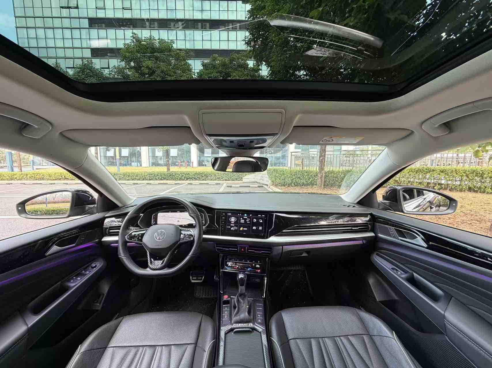 Volkswagen Passat 2023 car image #20