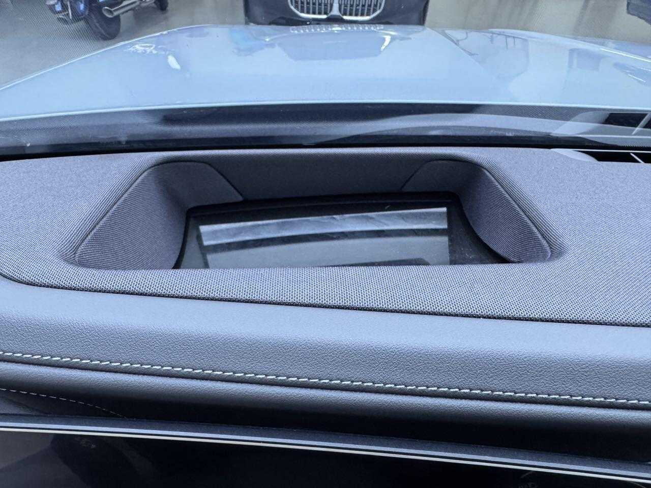 BMW i7 2024 изображение автомобиля #20