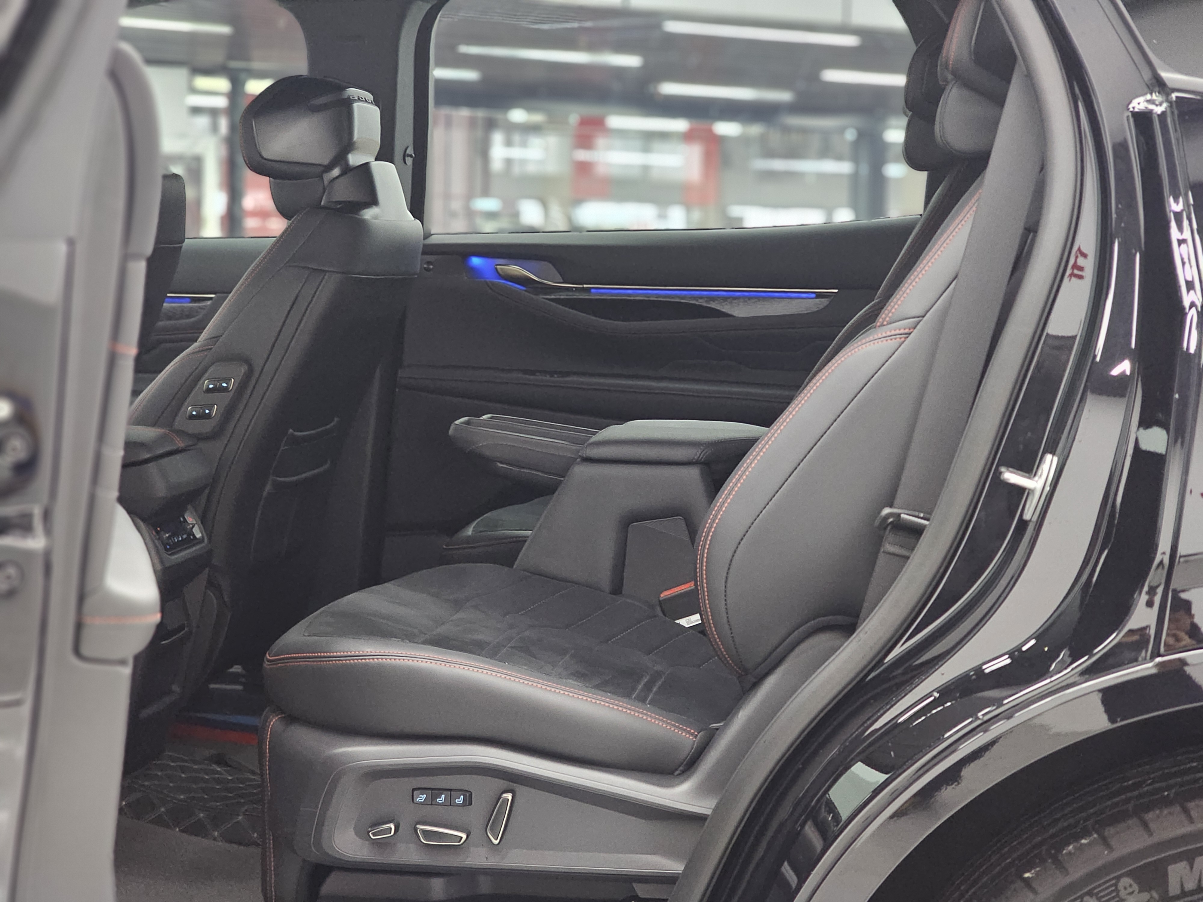 Ford Edge 2024 immagine di auto #20