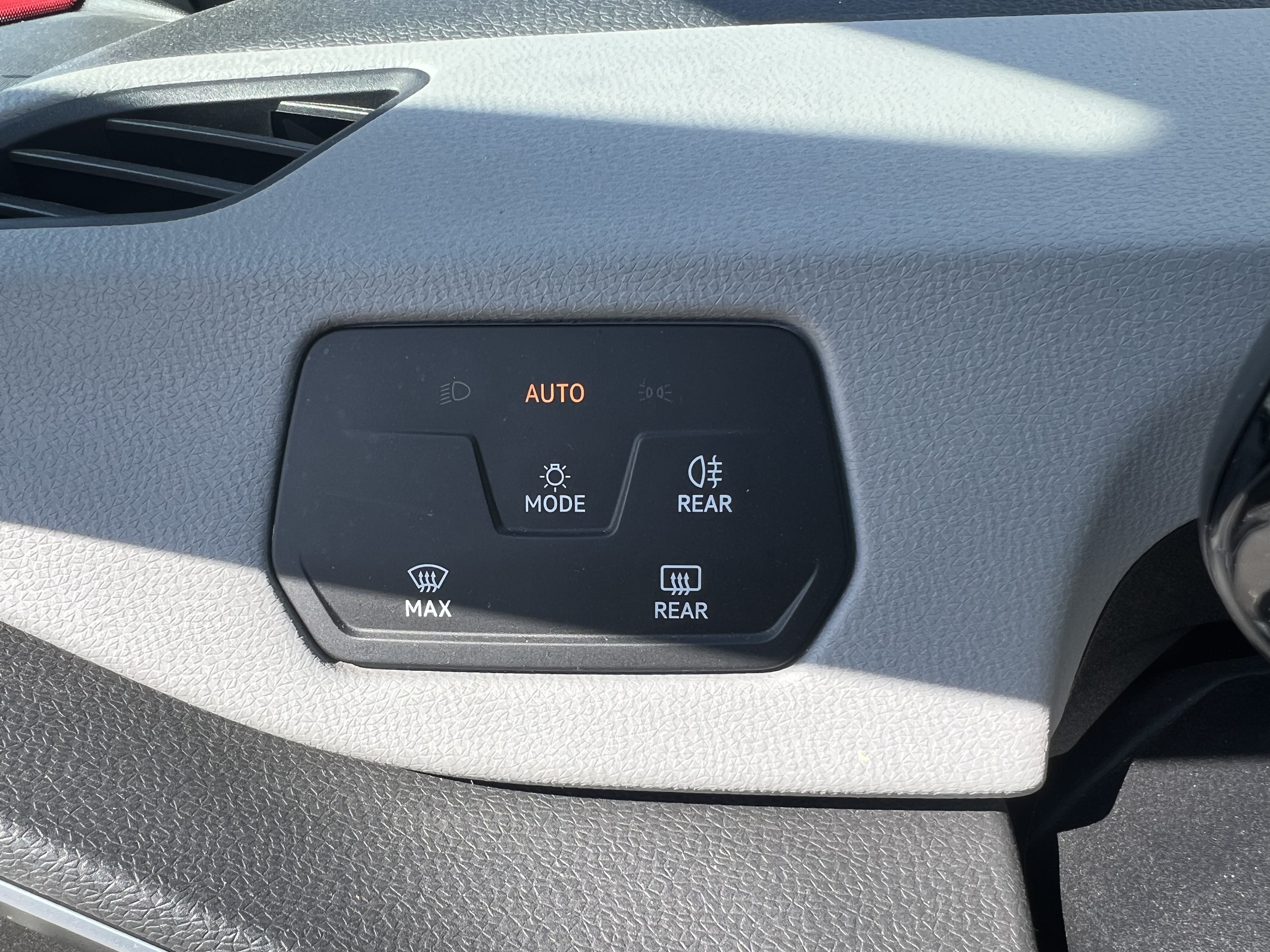 Volkswagen ID.3 2024 car image #20