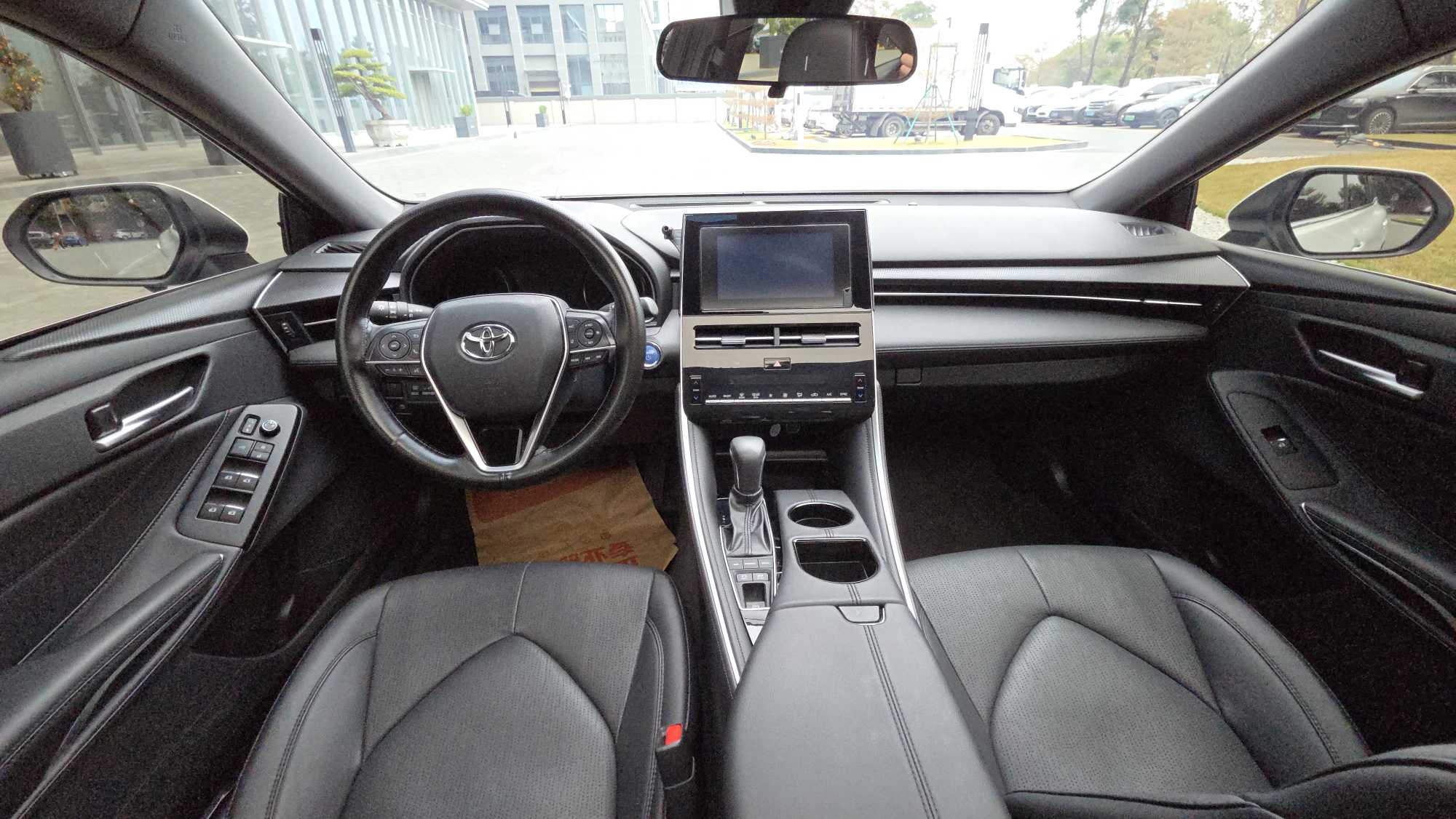 Toyota Avalon 2024 car image #20