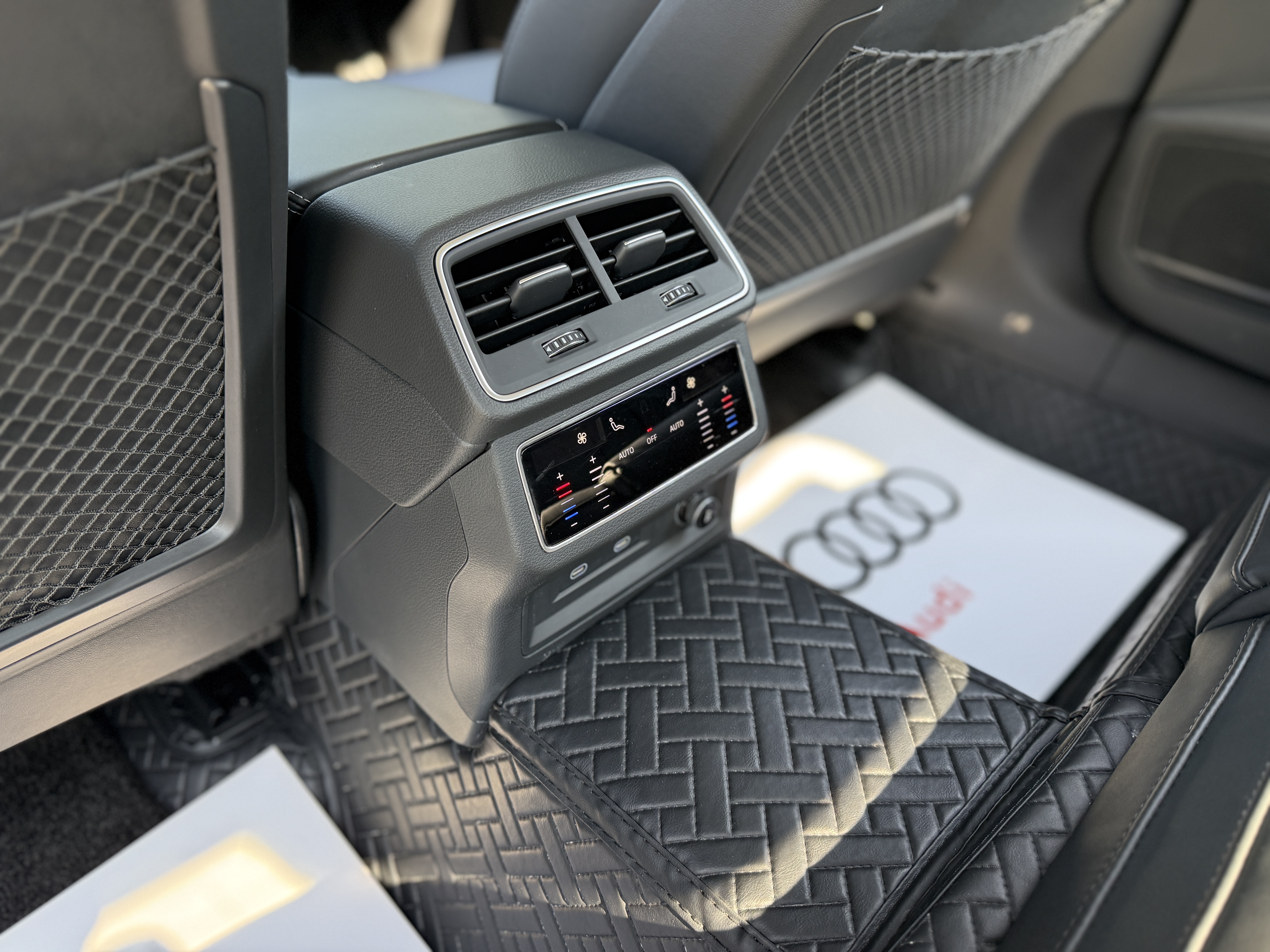 Audi A6L 2023 #20 Audi A6L 2023 car image #20