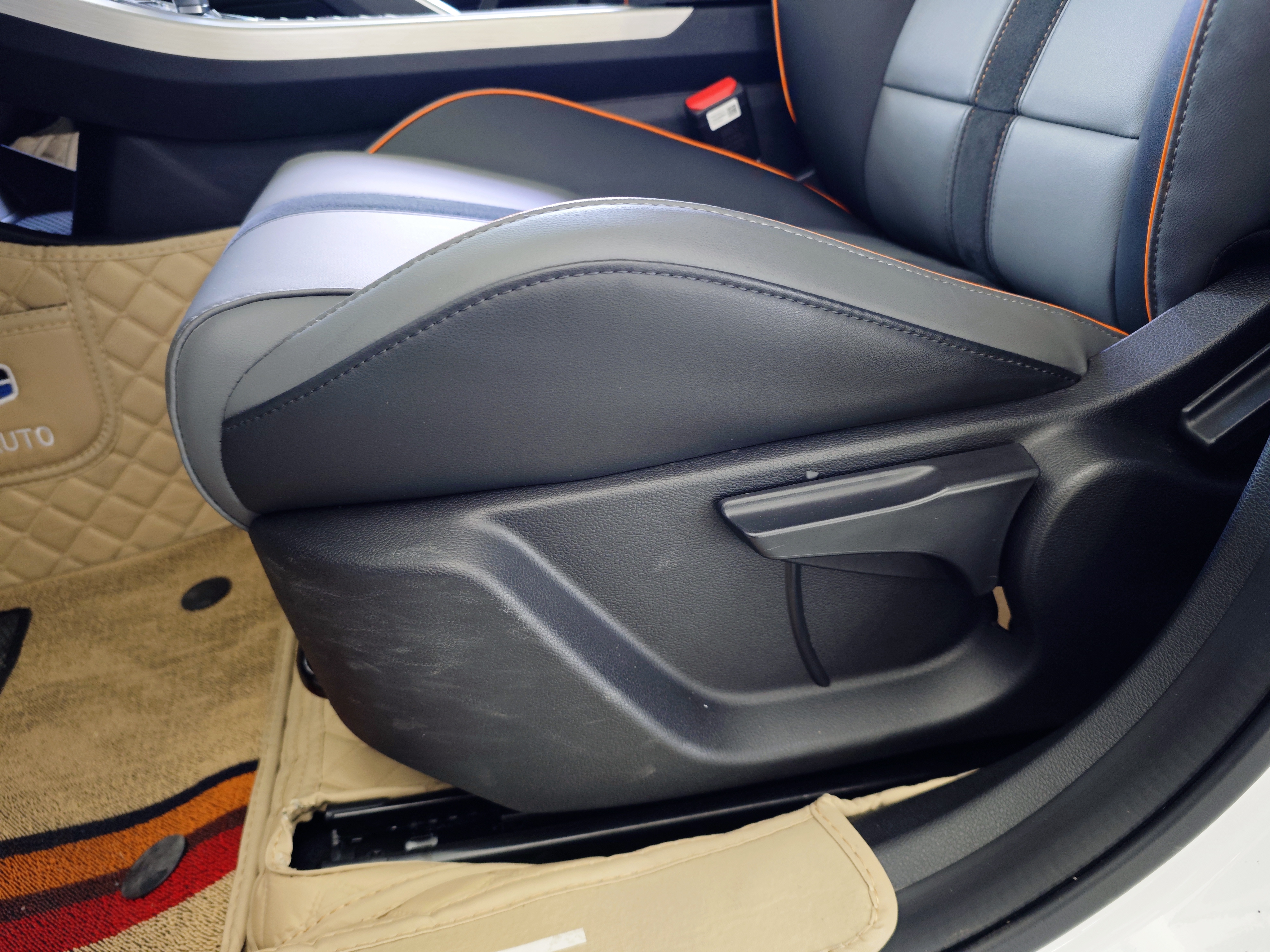 GEELY Coolray 2023 #20 GEELY Coolray 2023 car image #20