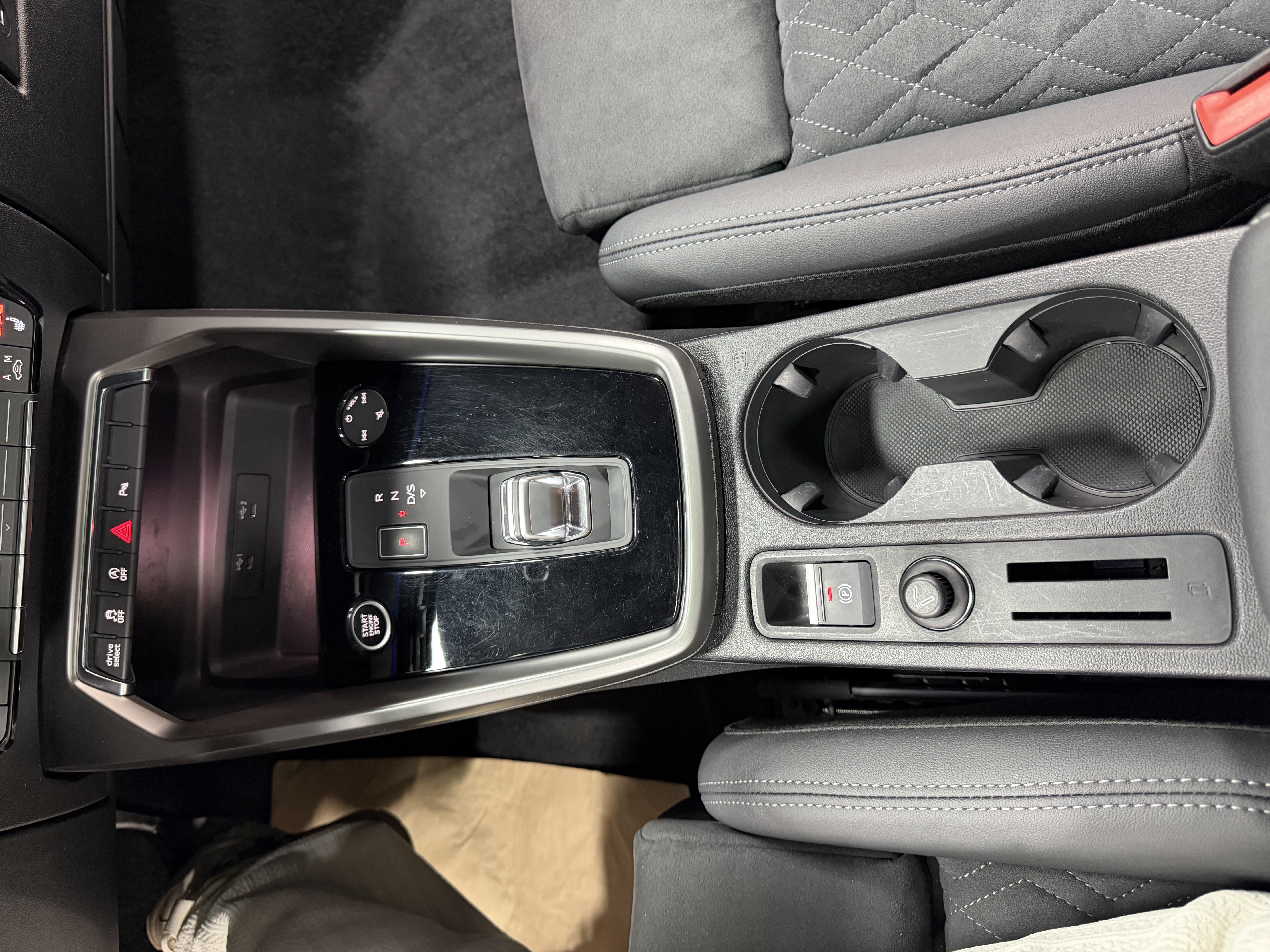 Audi A3 2023 car image #20