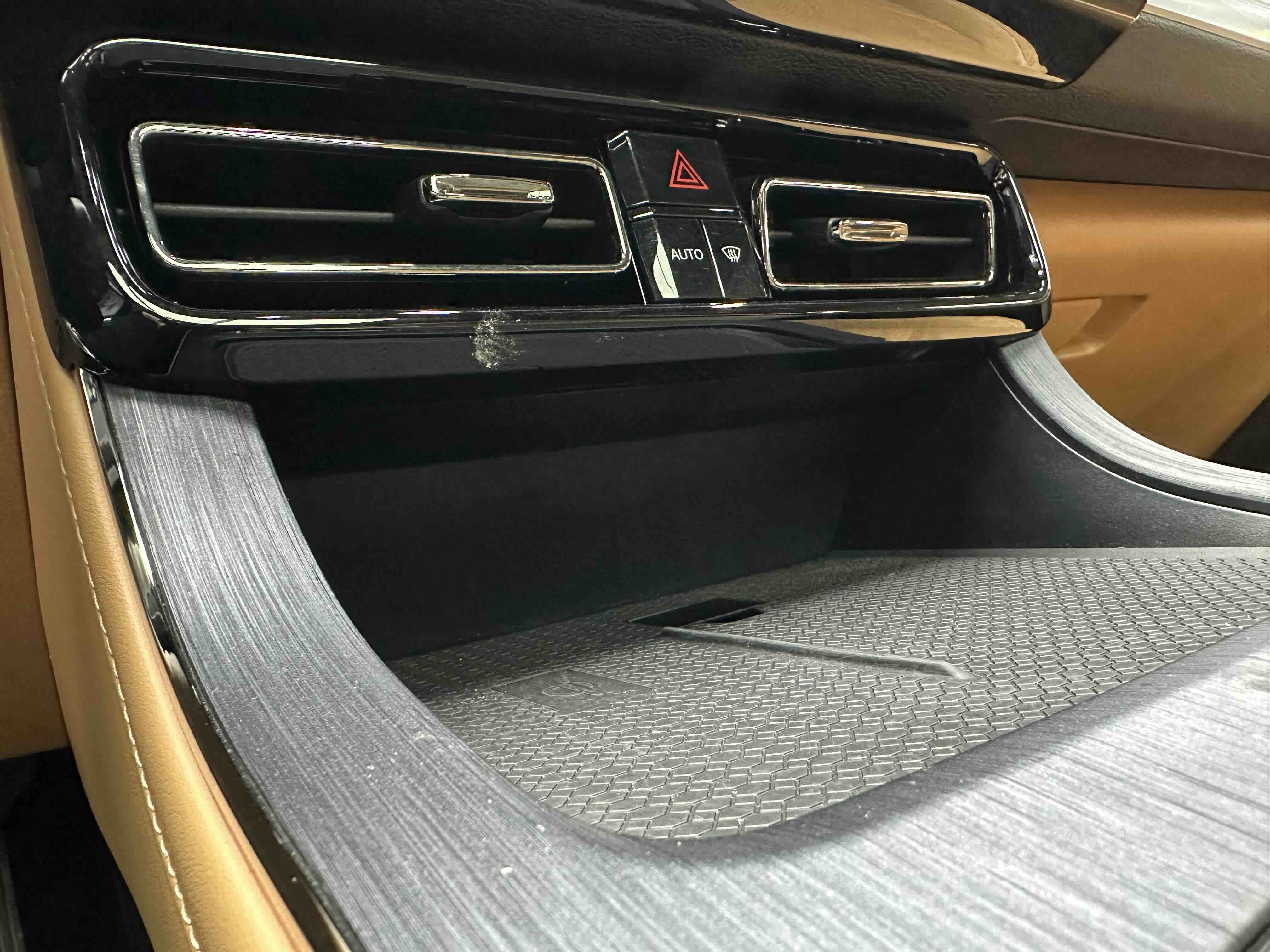 GAC Trumpchi ES9 2023 car image #20